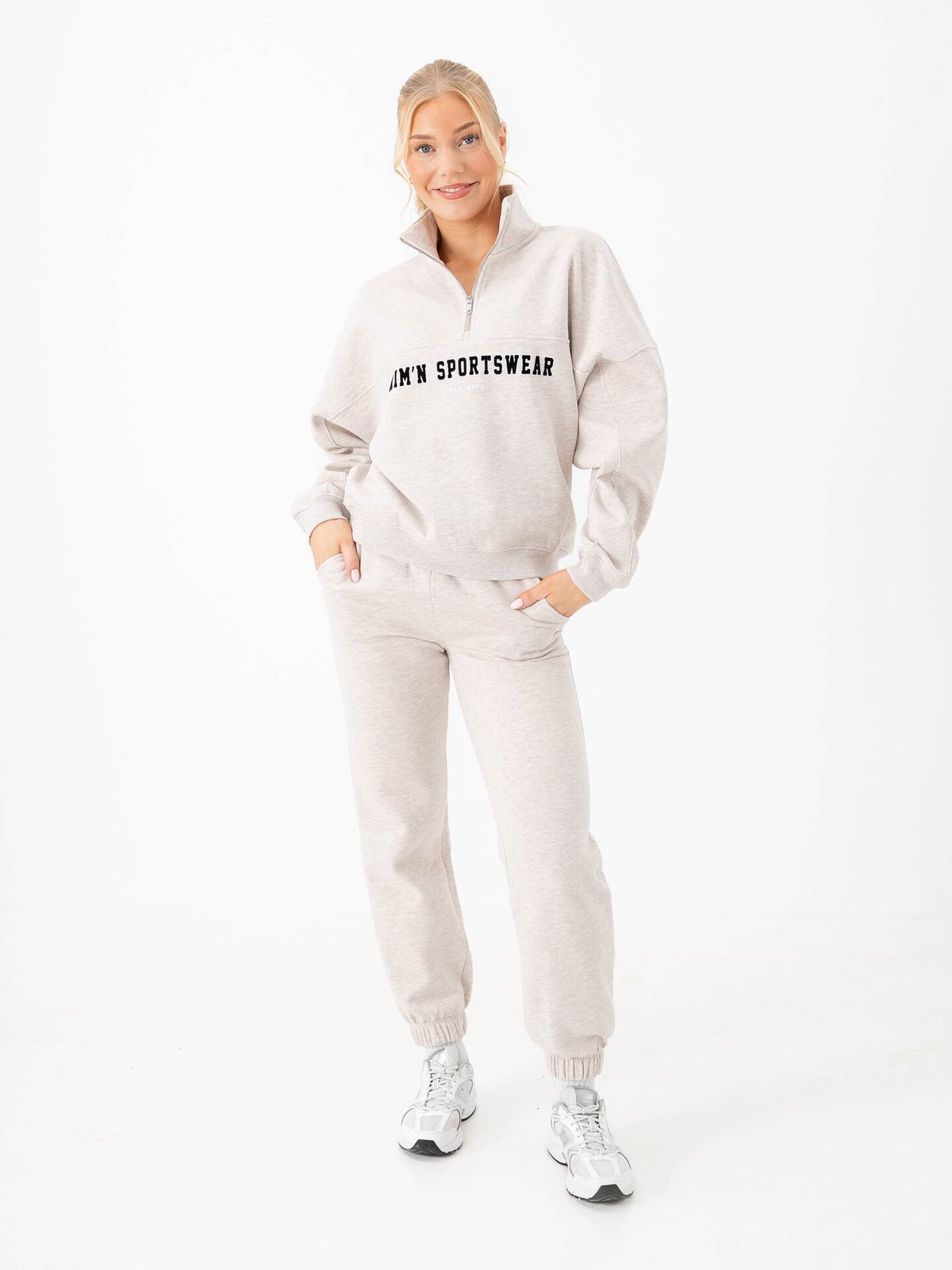 Aim'n Varsity Sweat Half Zip Dark Clay