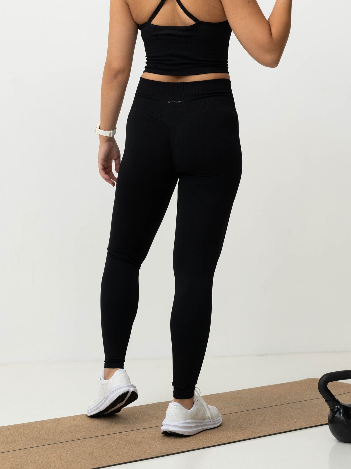 Aim'n Shape Seamless Tights Black