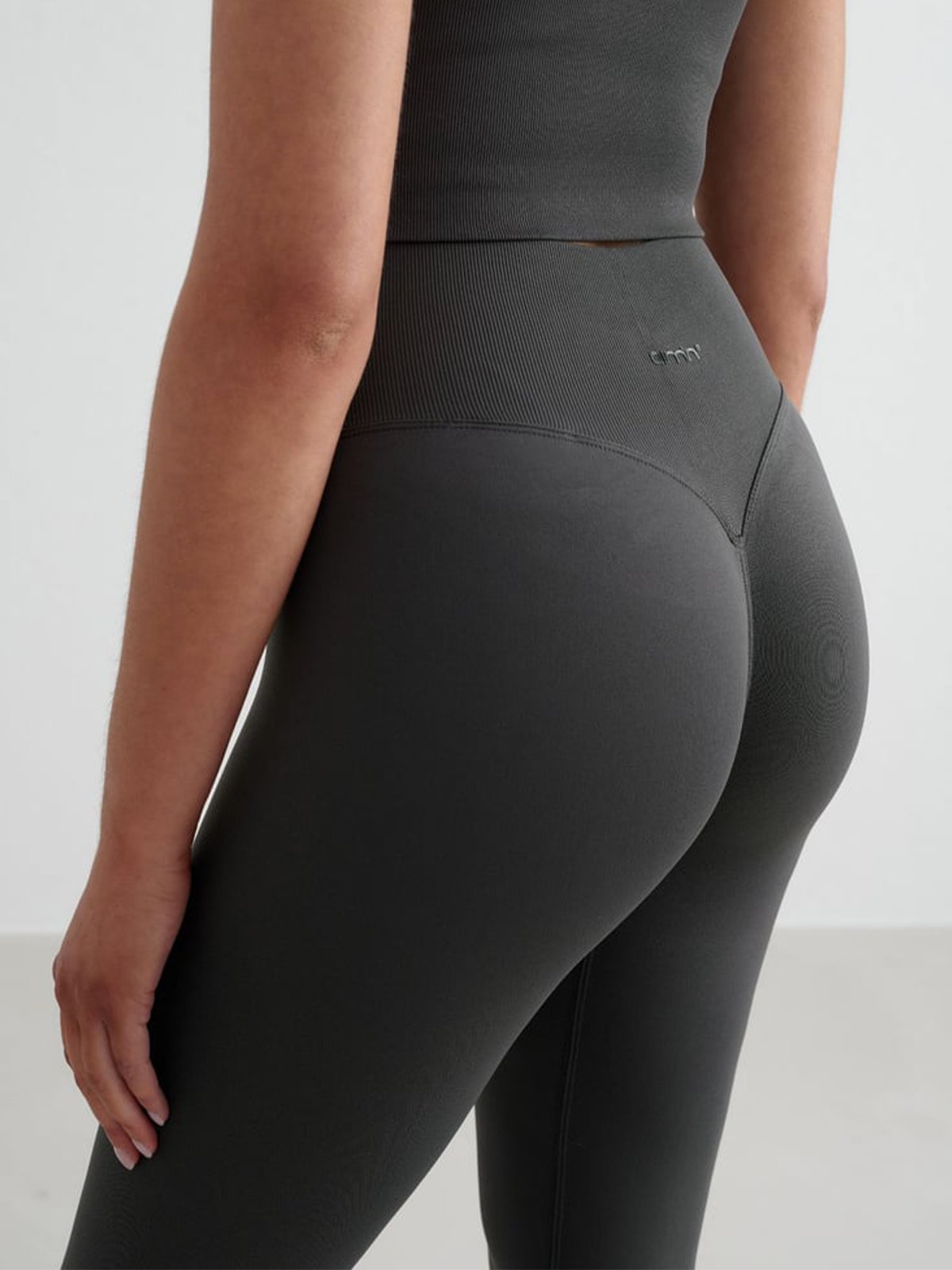 Aim'n Shape Seamless Tights Shadow Grey