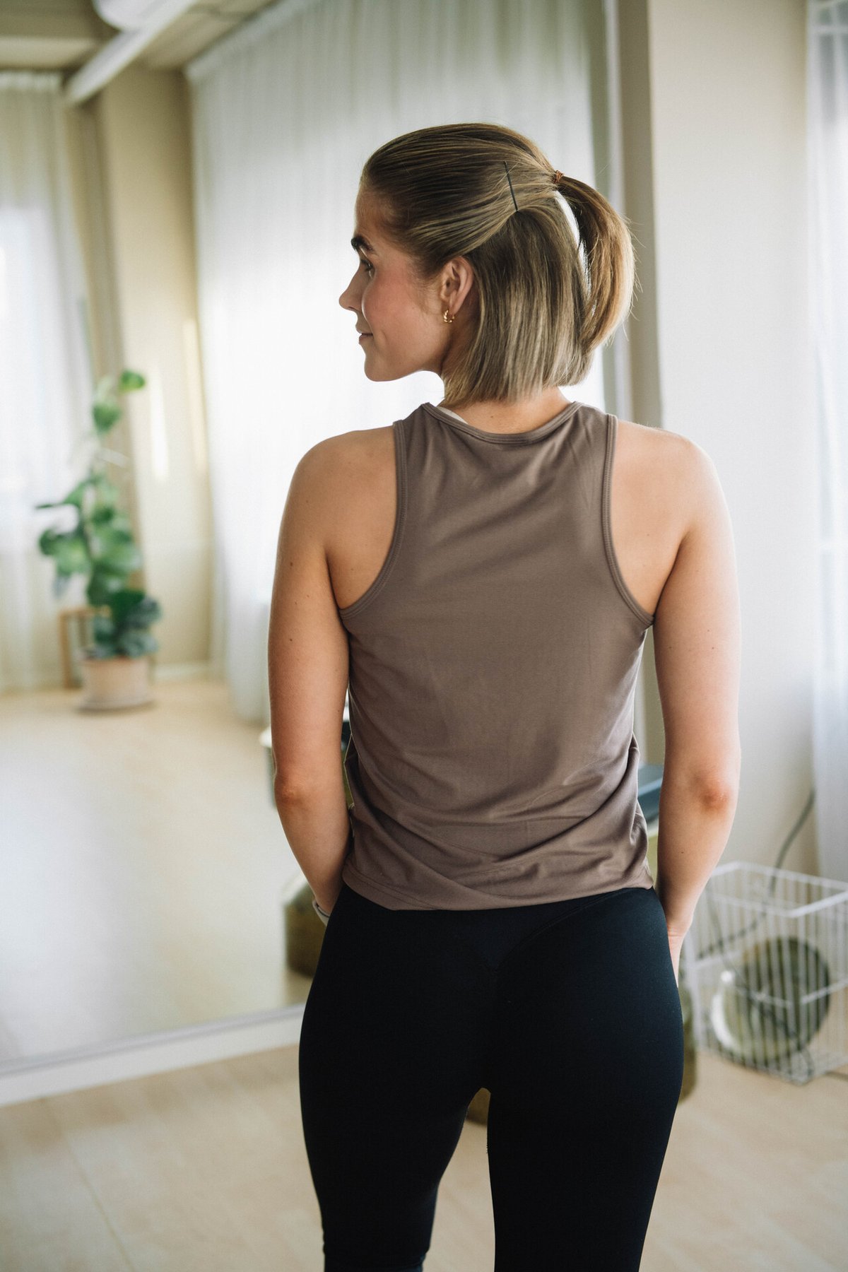 Aim'n Soft Basic Singlet Macchiato