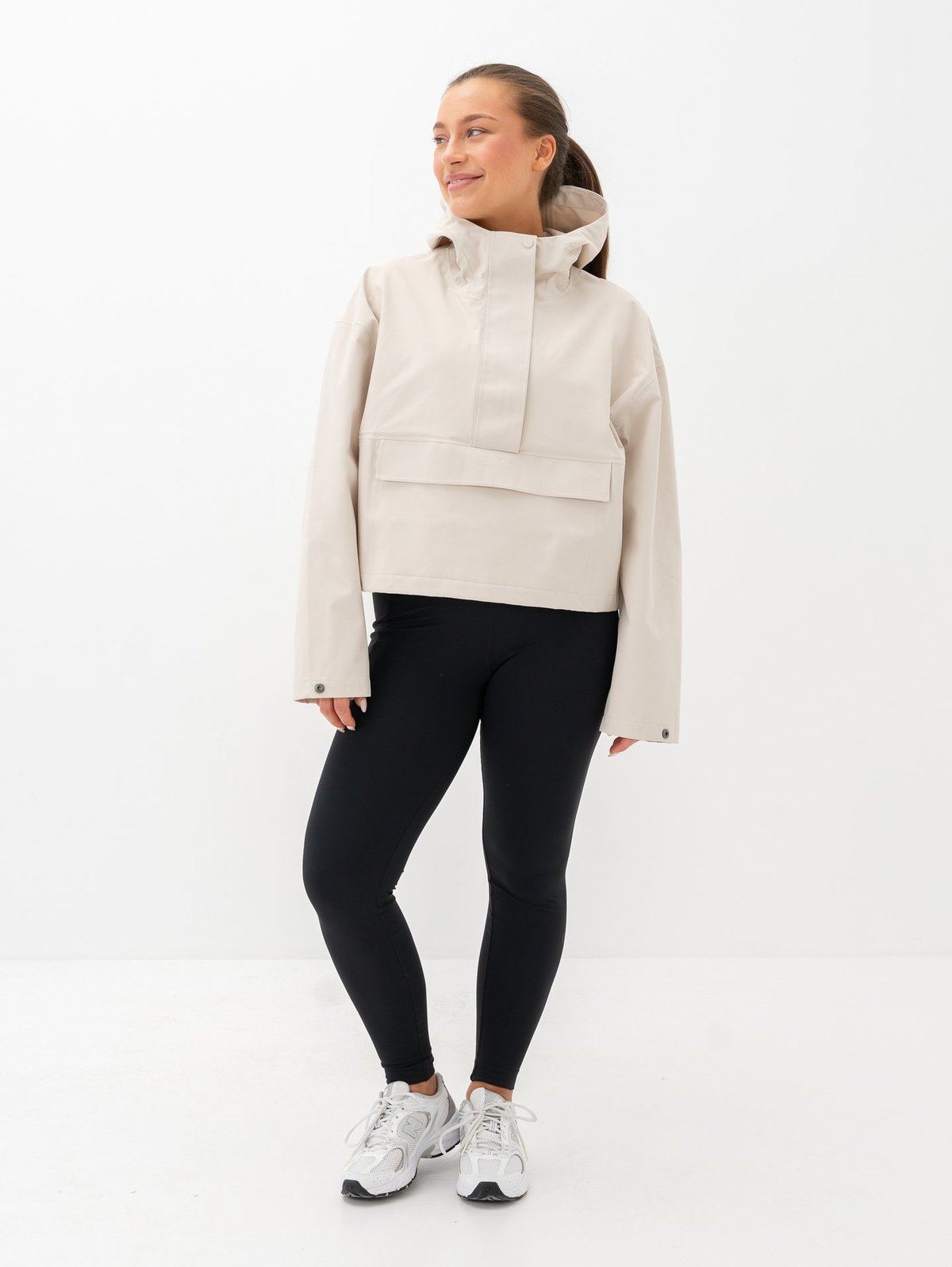 Aim'n Cropped Waterproof Anorak Clay