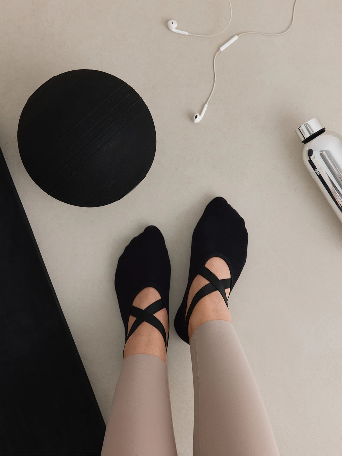 Aim'n Pilates Socks Black