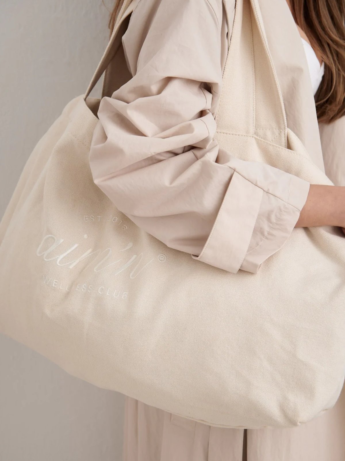 Aim'n Club Tote Sand