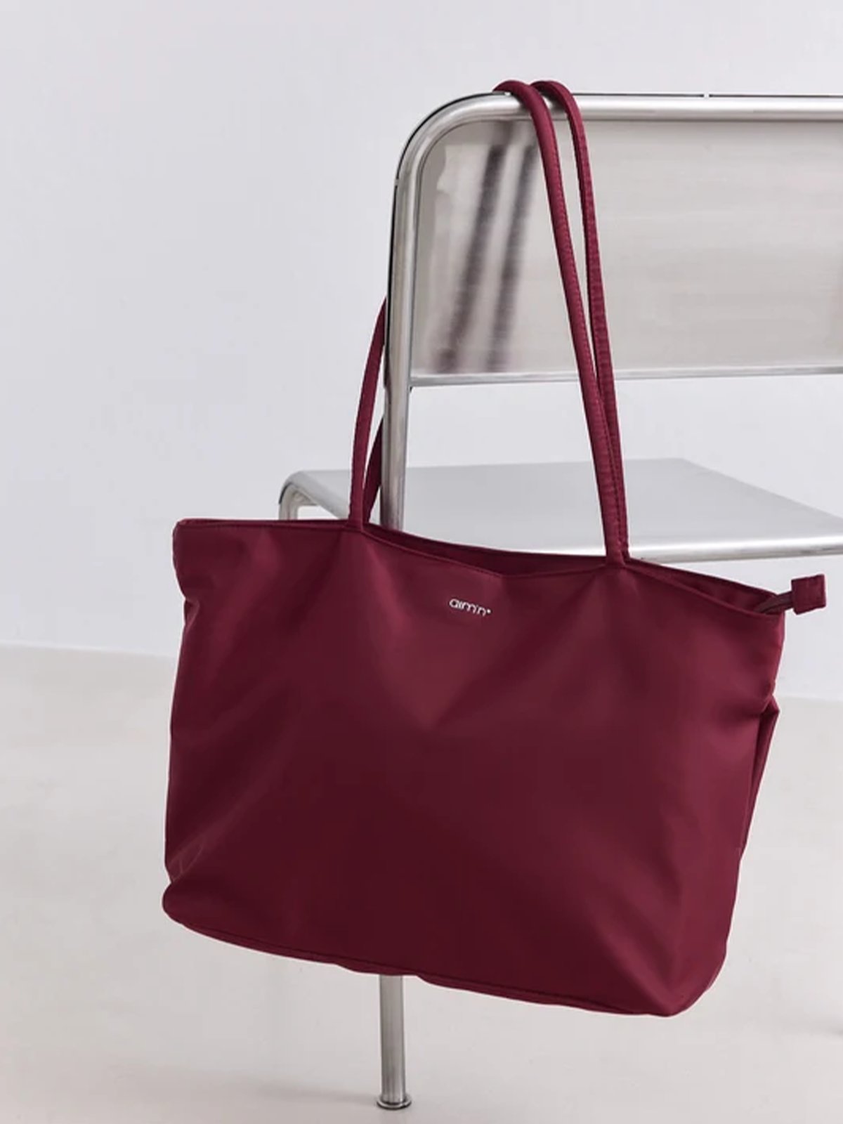 Aim'n Nylon Tote Bag Merlot