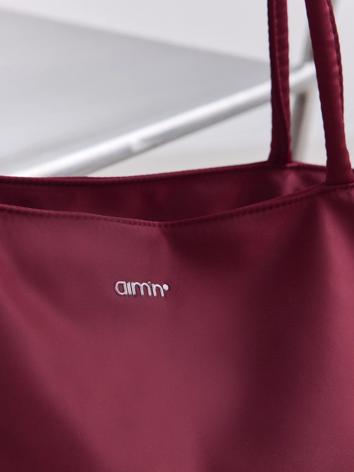 Aim'n Nylon Tote Bag Merlot