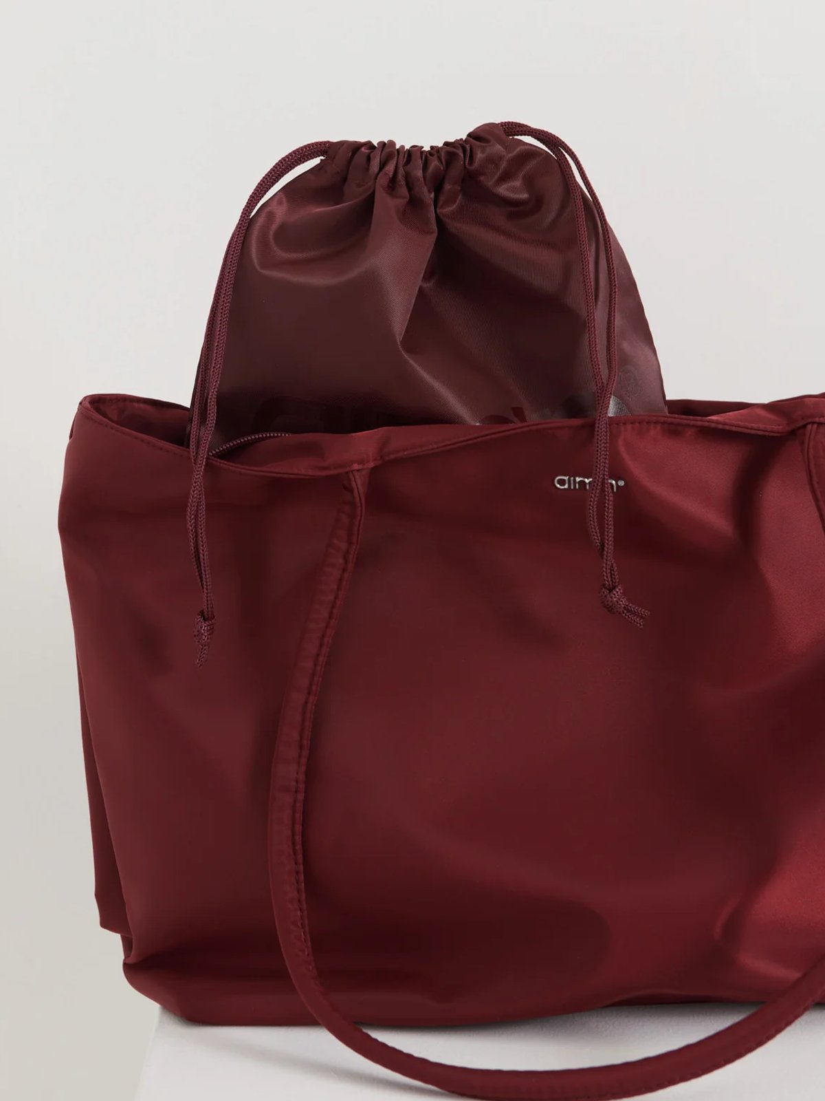 Aim'n Nylon Tote Bag Merlot