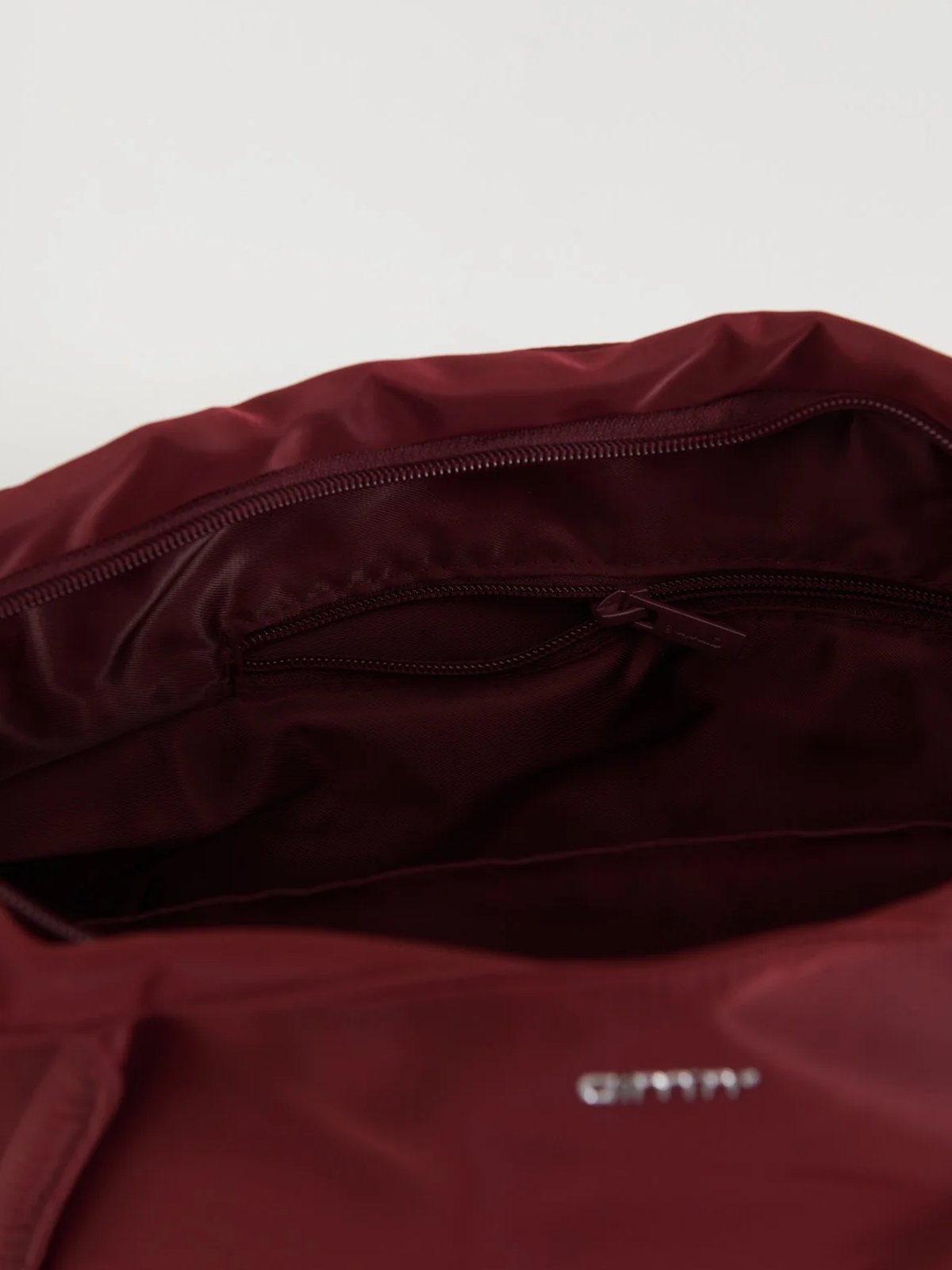 Aim'n Nylon Tote Bag Merlot