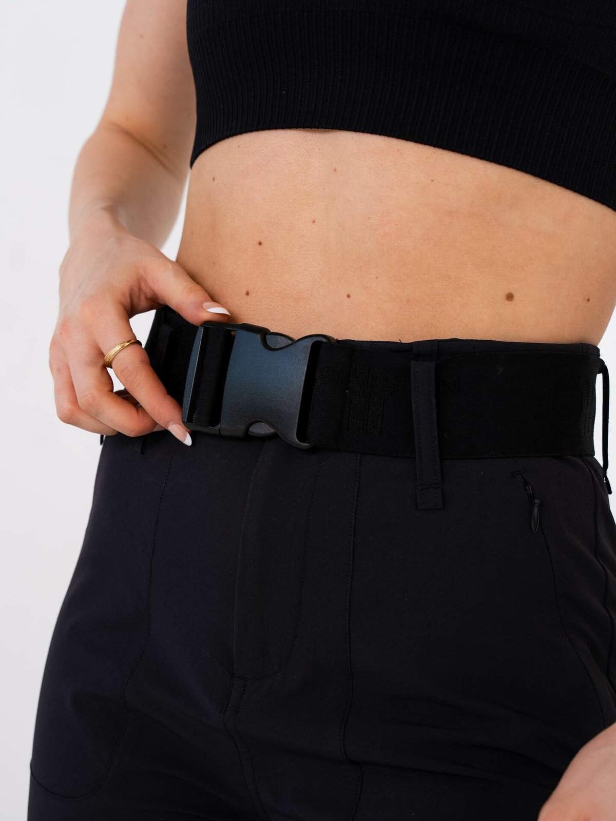 Aim'n Cargo Pant Black