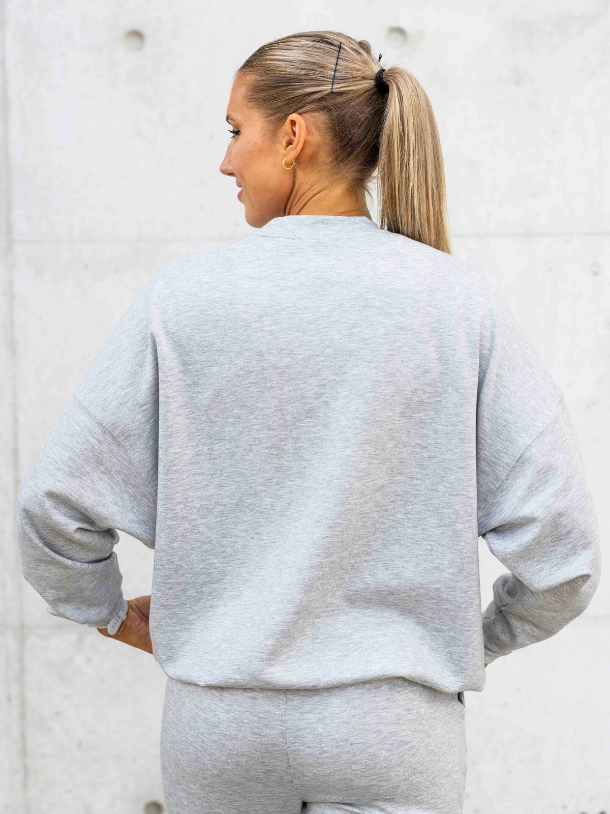 Aim'n Comfy Sweatshirt Light Grey