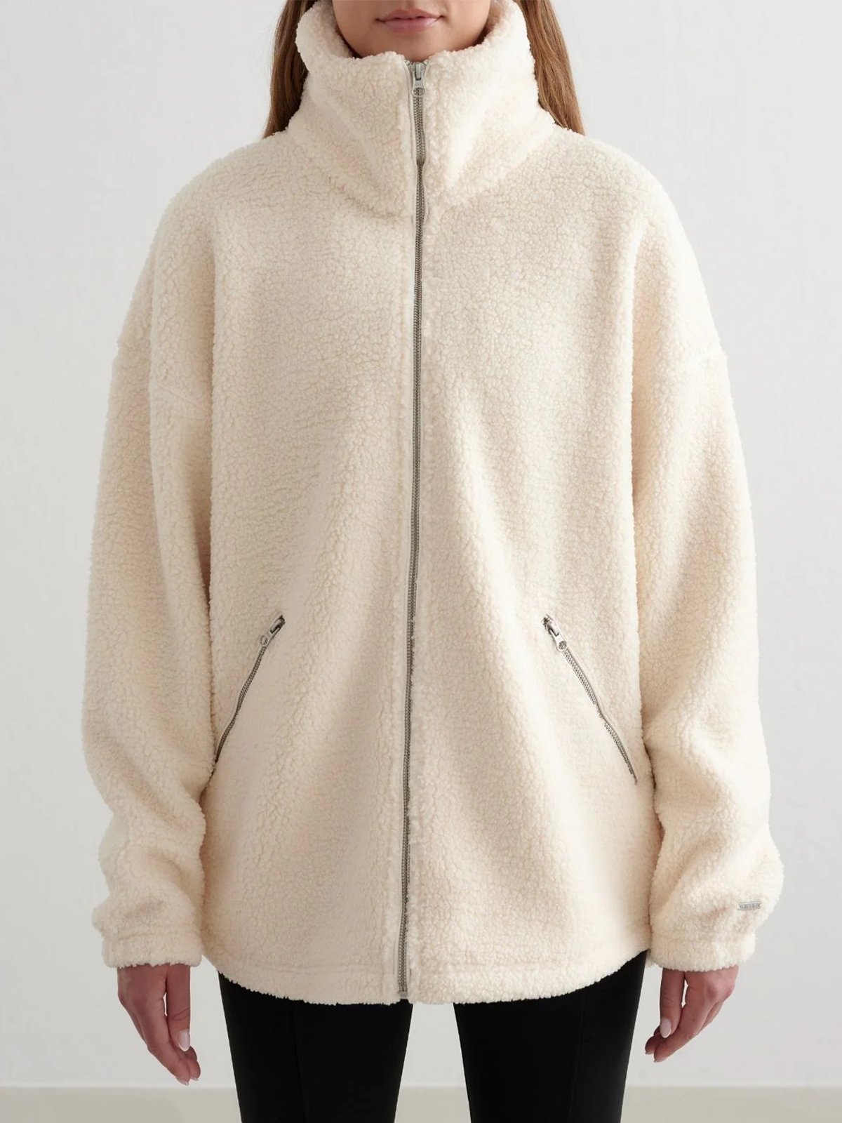 Aim'n Pile Jacket Almond White