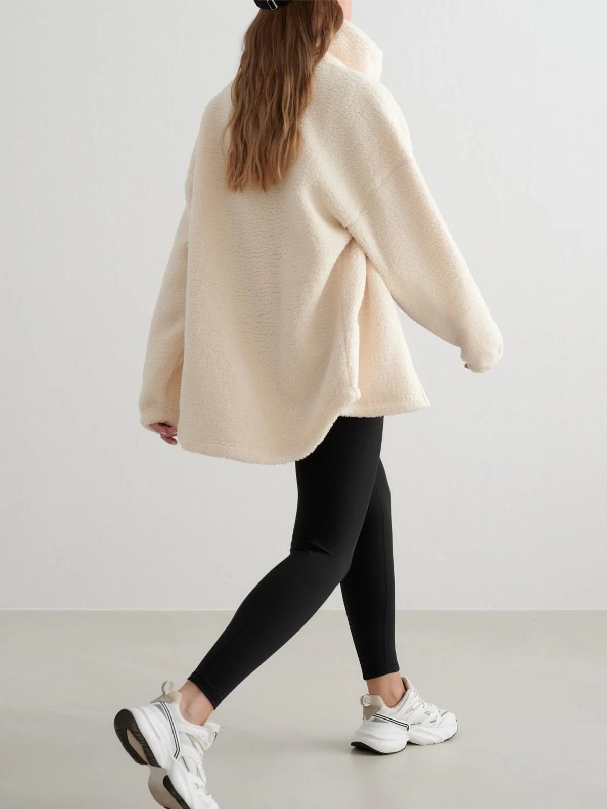 Aim'n Pile Jacket Almond White