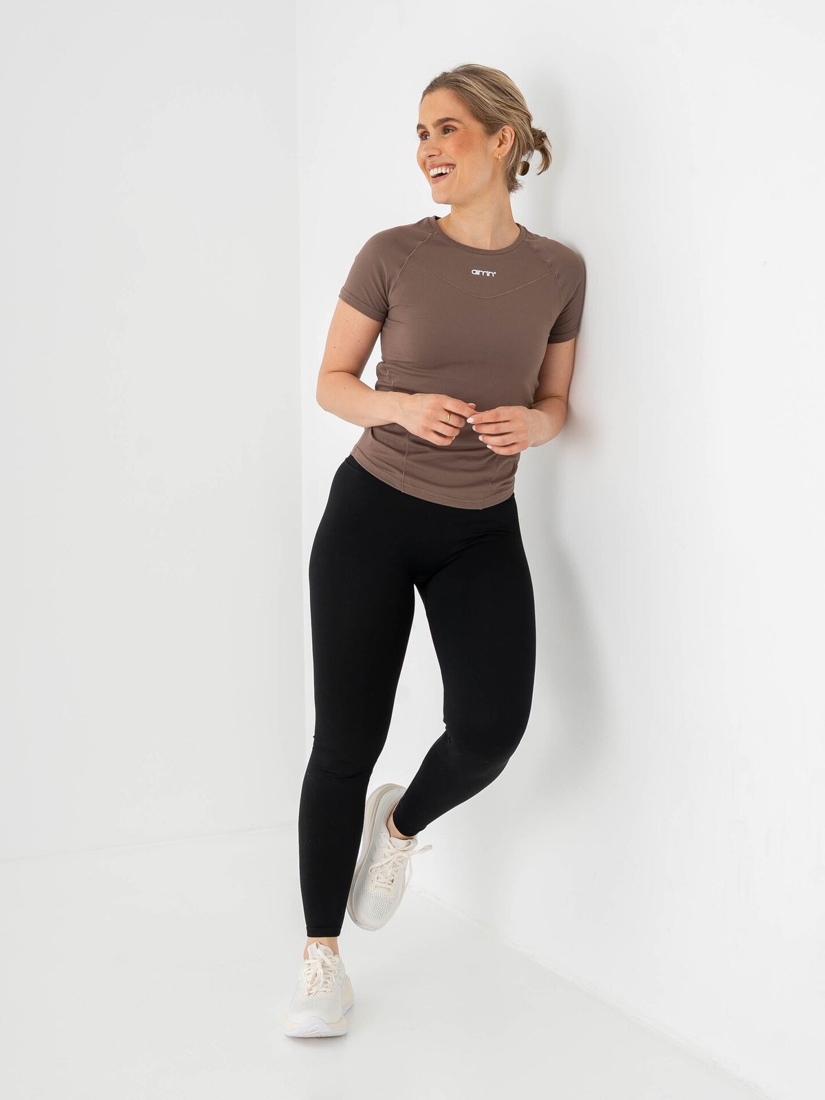 Aim'n Soft Basic Short Sleeve Macchiato