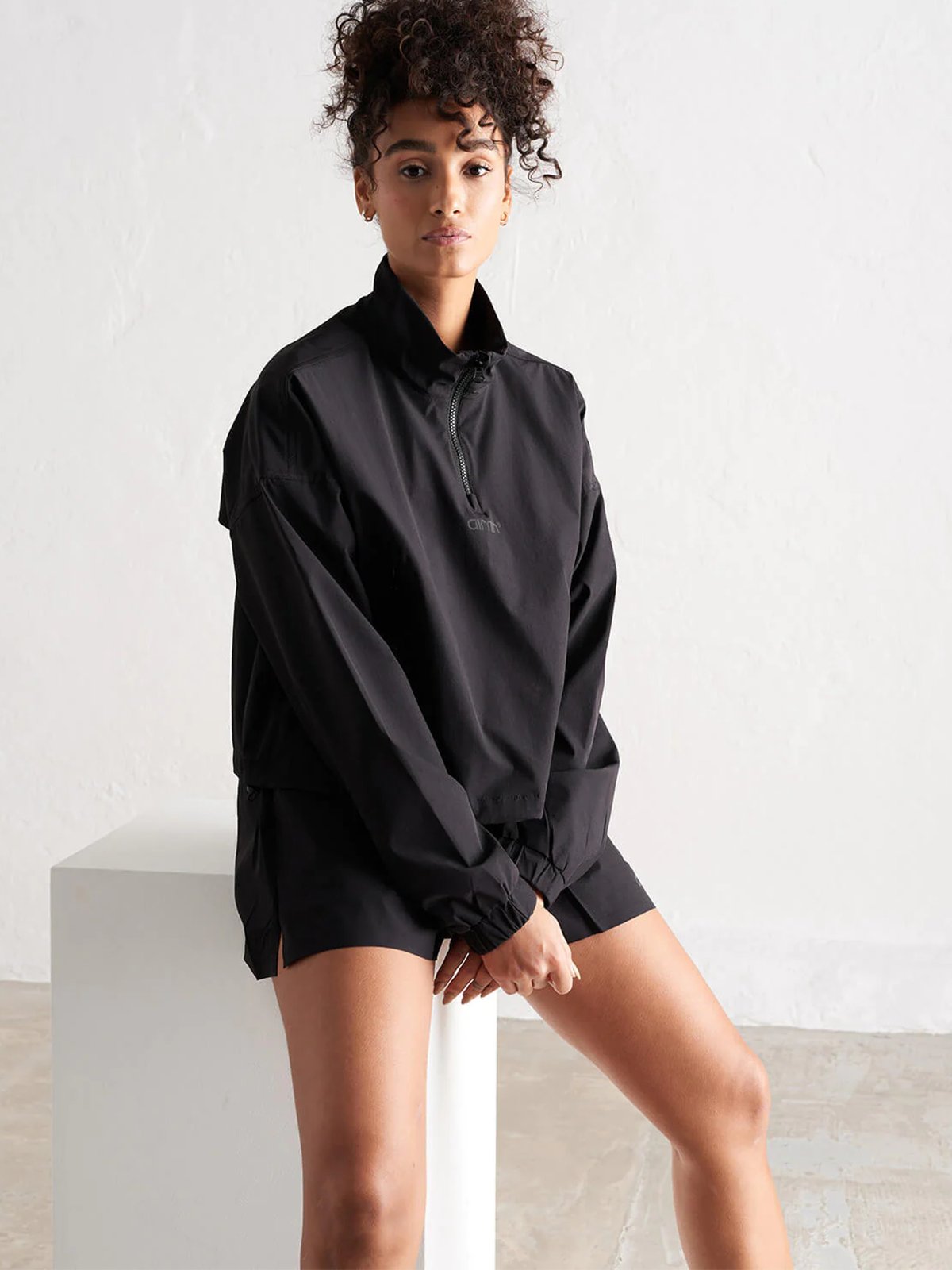 Aim'n Windbreaker Jacket Sort