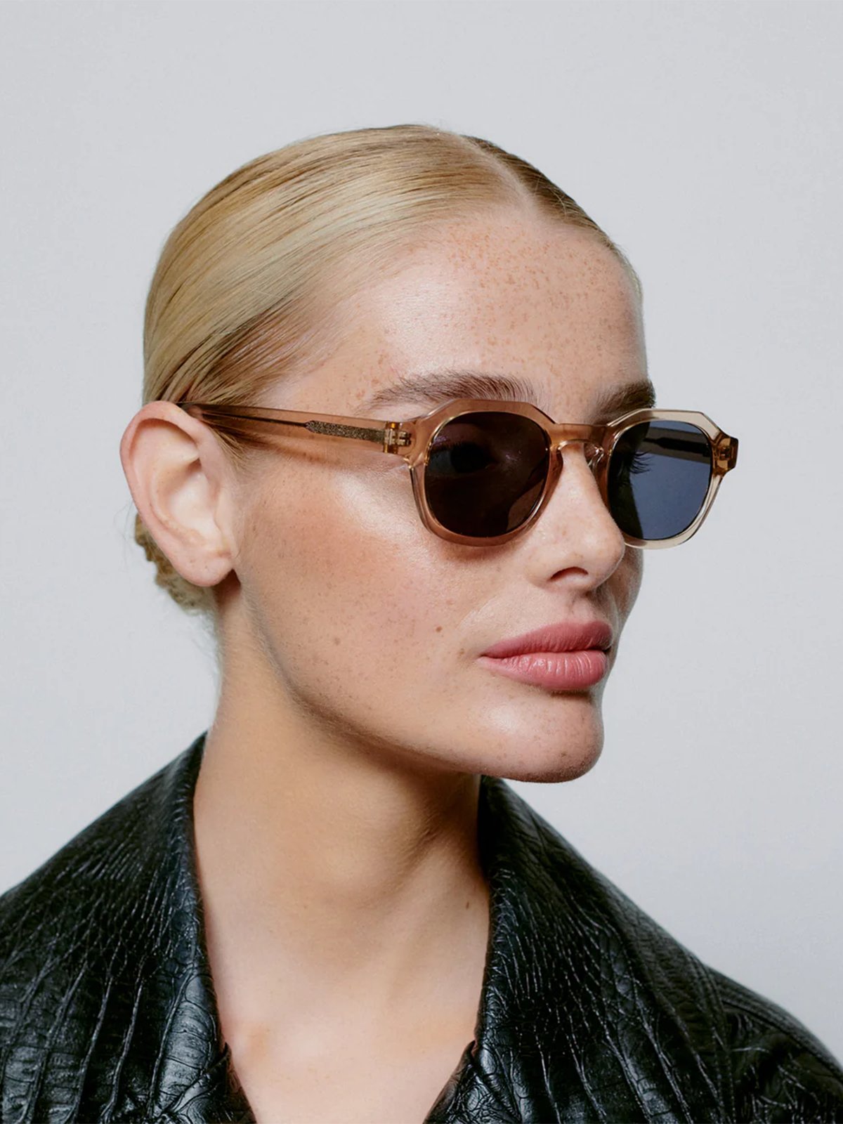 A. KJÆRBEDE Zan Champagne