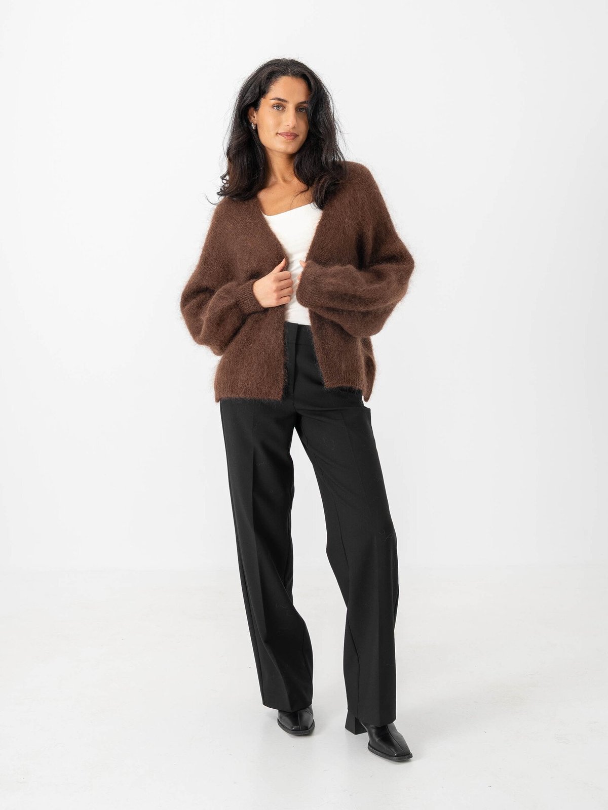 American Dreams Lee Short Cardigan Cocoa