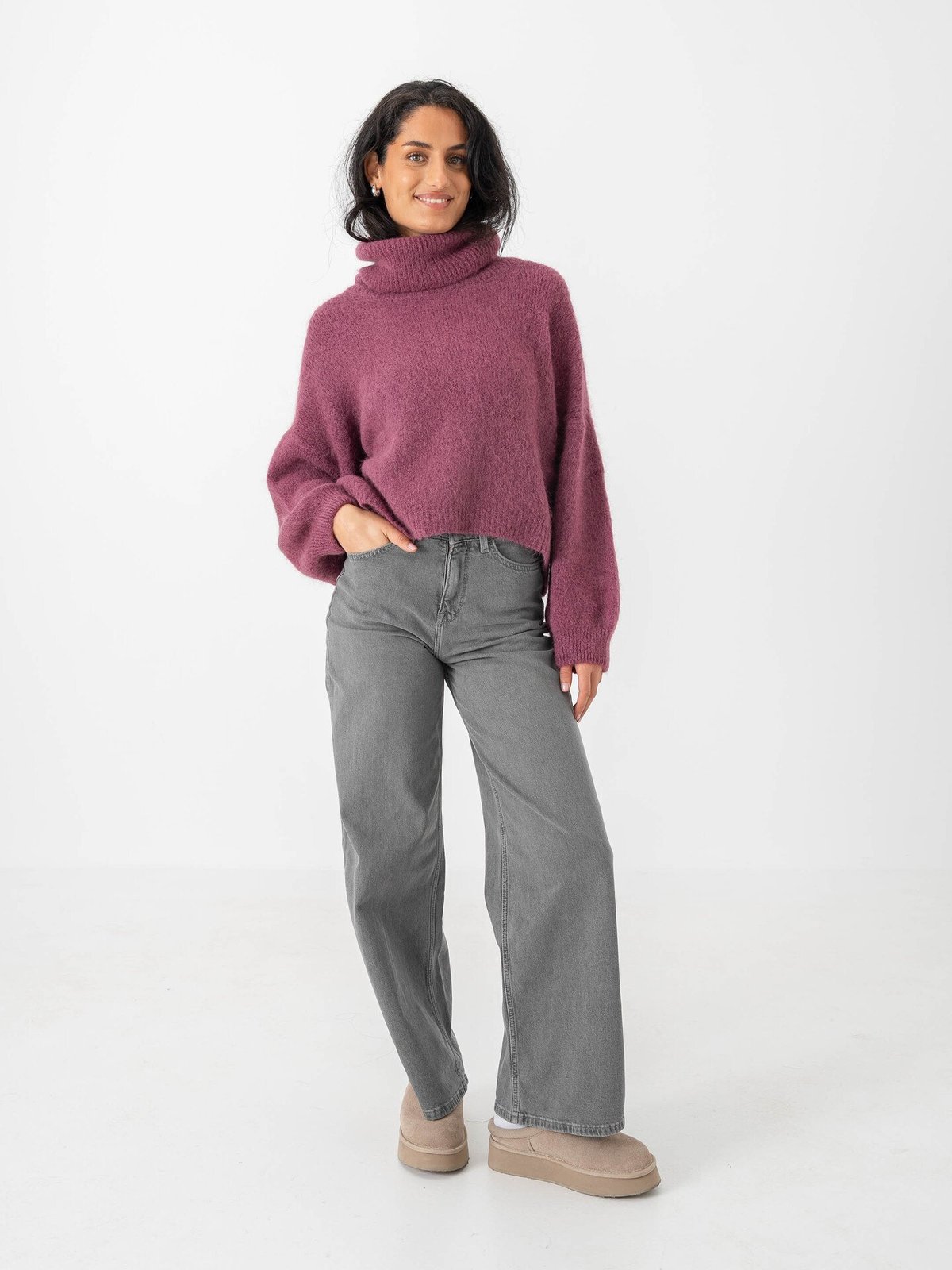 American Dreams Andrea Rollneck Alpaca Pullover Bordeaux