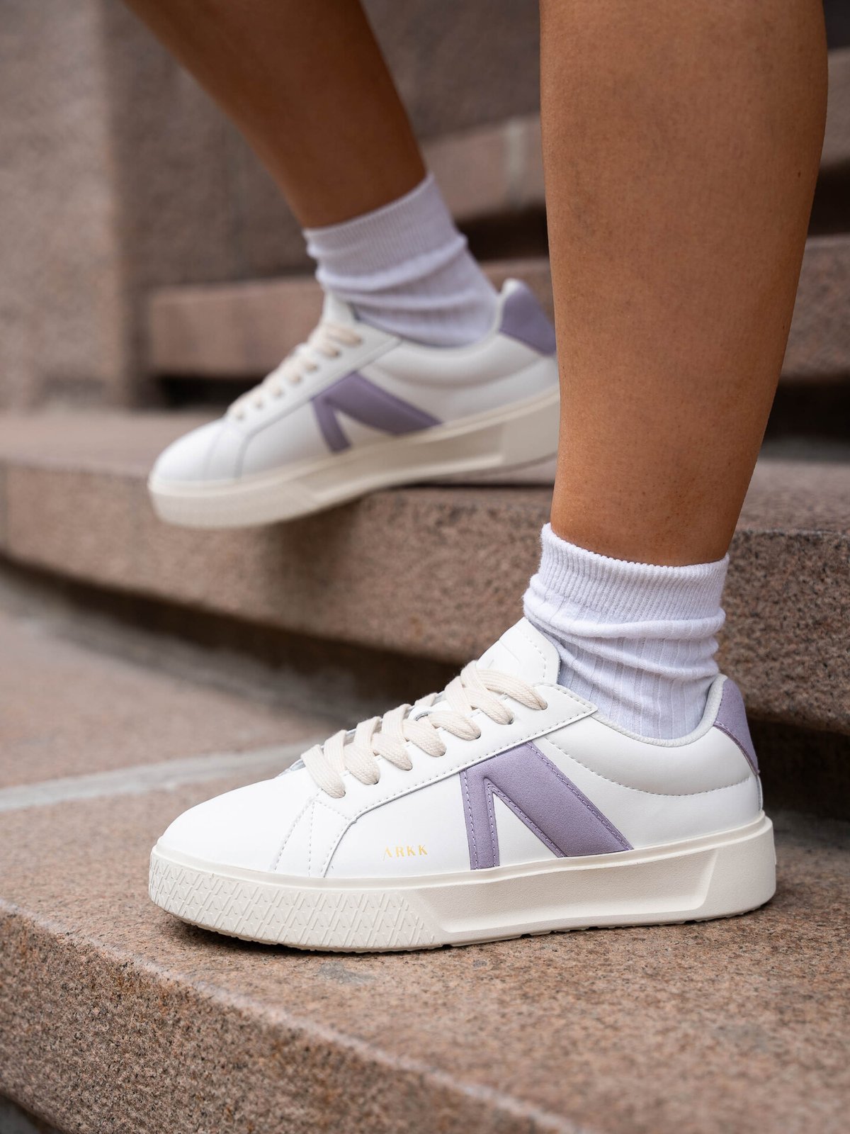 ARKK Copenhagen Essence White / Purple
