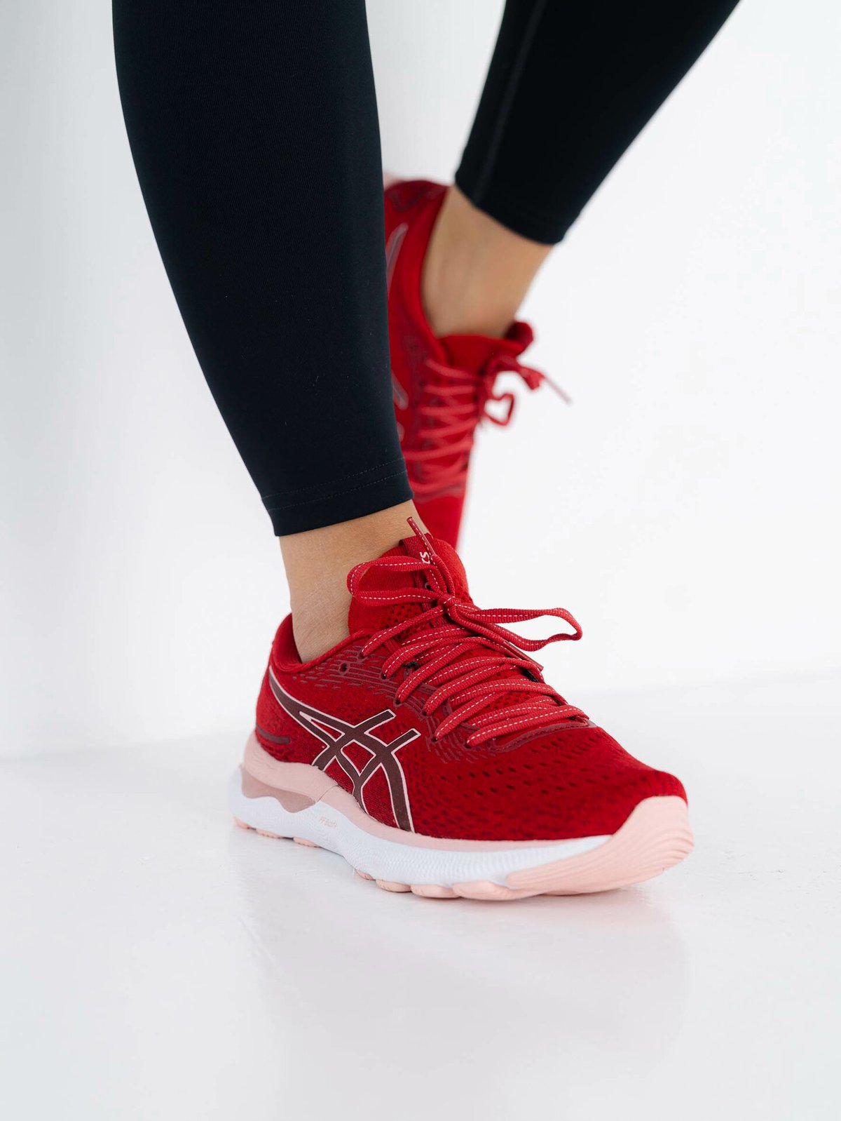 ASICS Gel-Nimbus 24 Cranberry/Frosted Rose