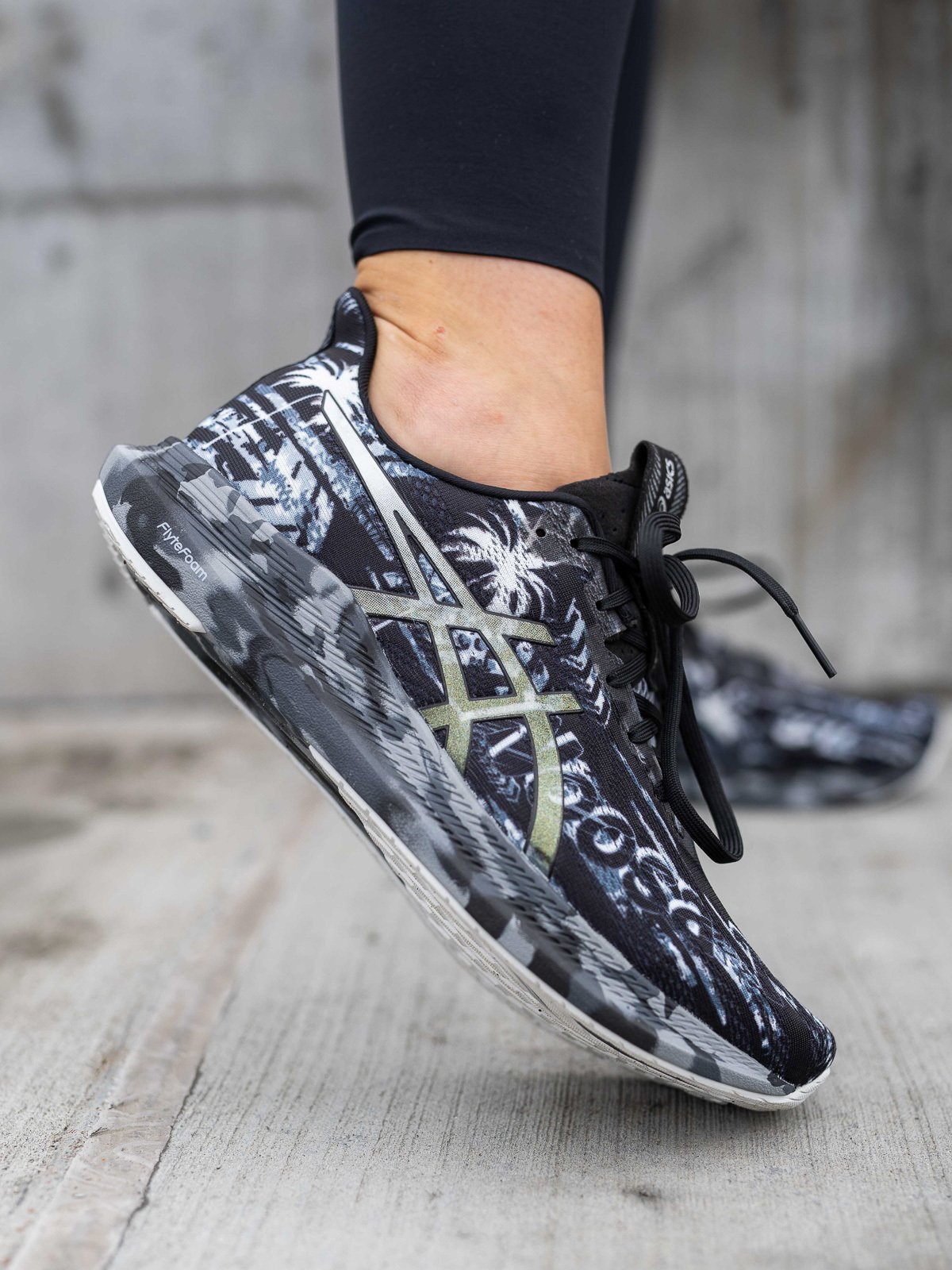 ASICS Noosa Tri 14 Black / Pure Silver