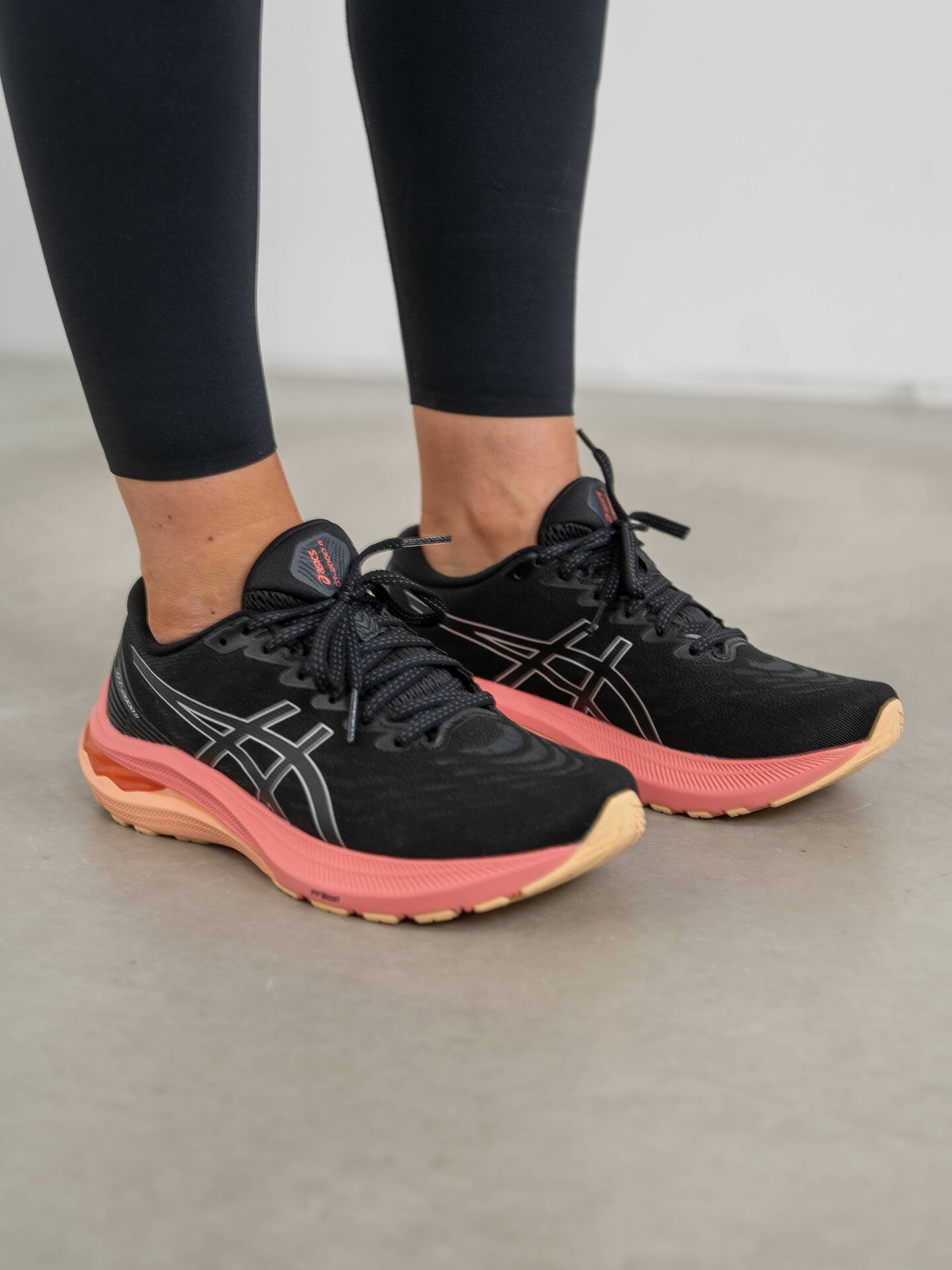 ASICS GT-2000 11 Black / Pure Silver