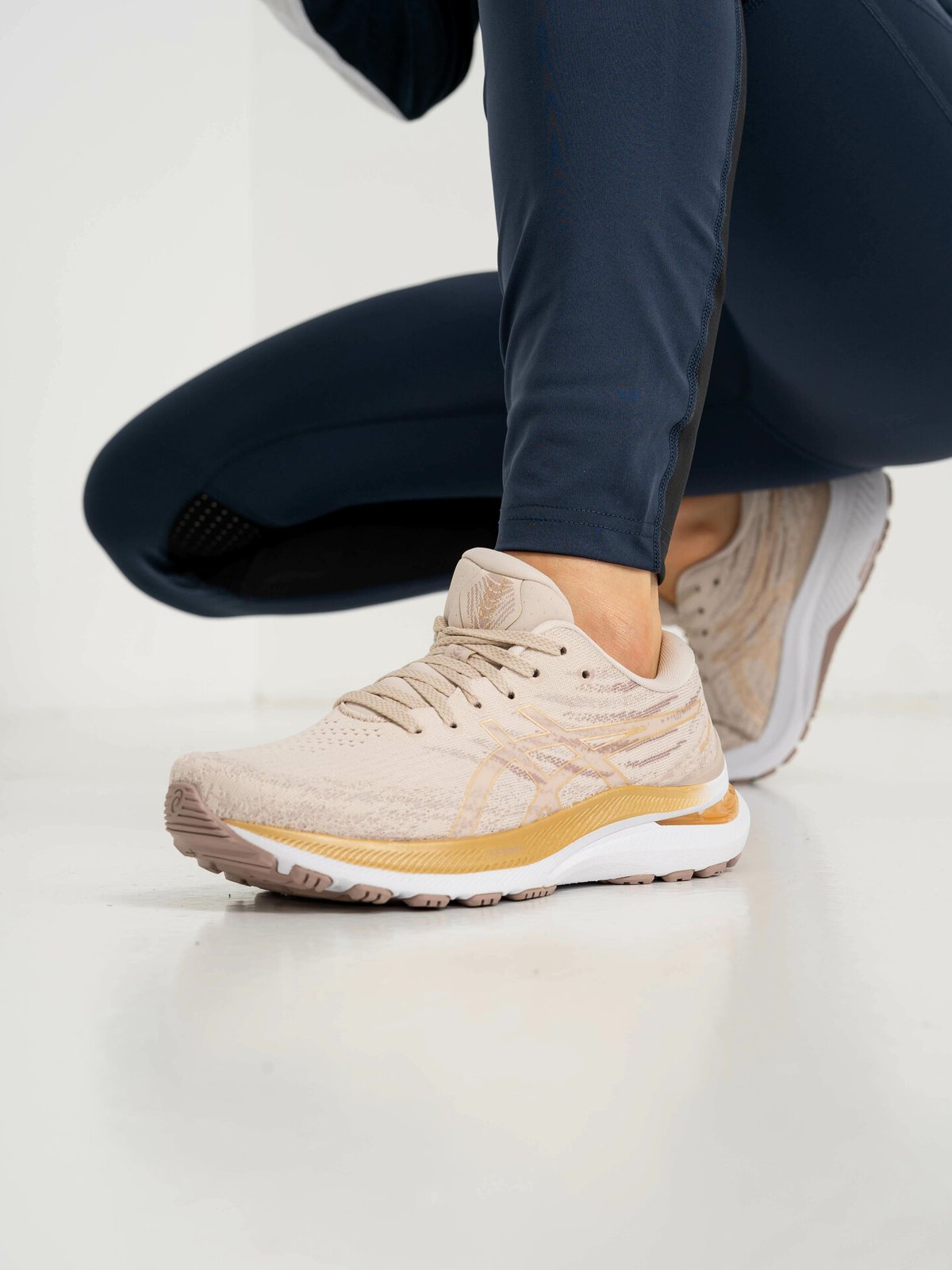 ASICS Gel-Kayano 29 Mineral Beige / Champagne