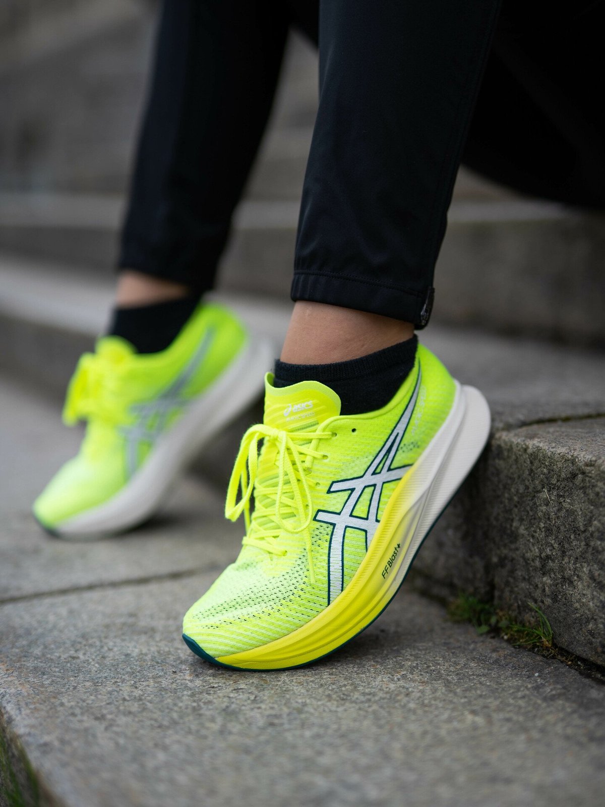 ASICS Magic Speed 2 Safety yellow/white