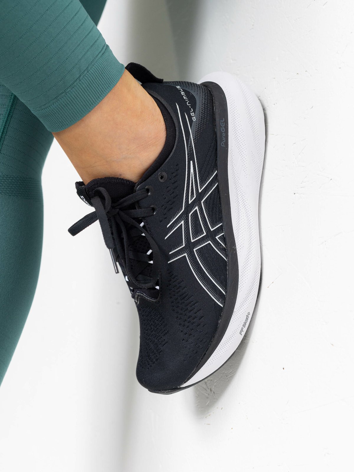 ASICS Gel-Nimbus 25 Black / Pure Silver