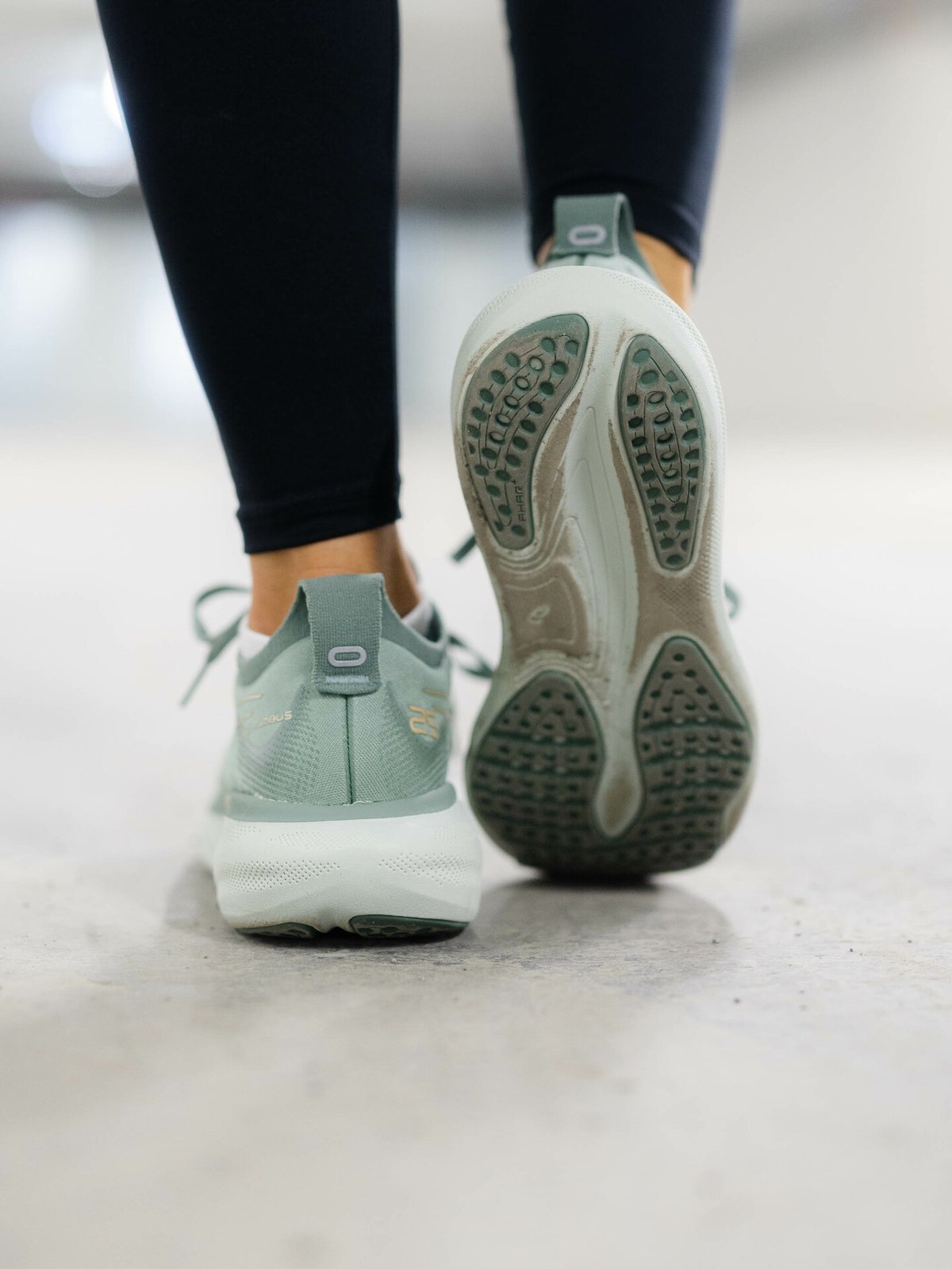 ASICS Gel-Nimbus 25 Slate Gray / Champagne