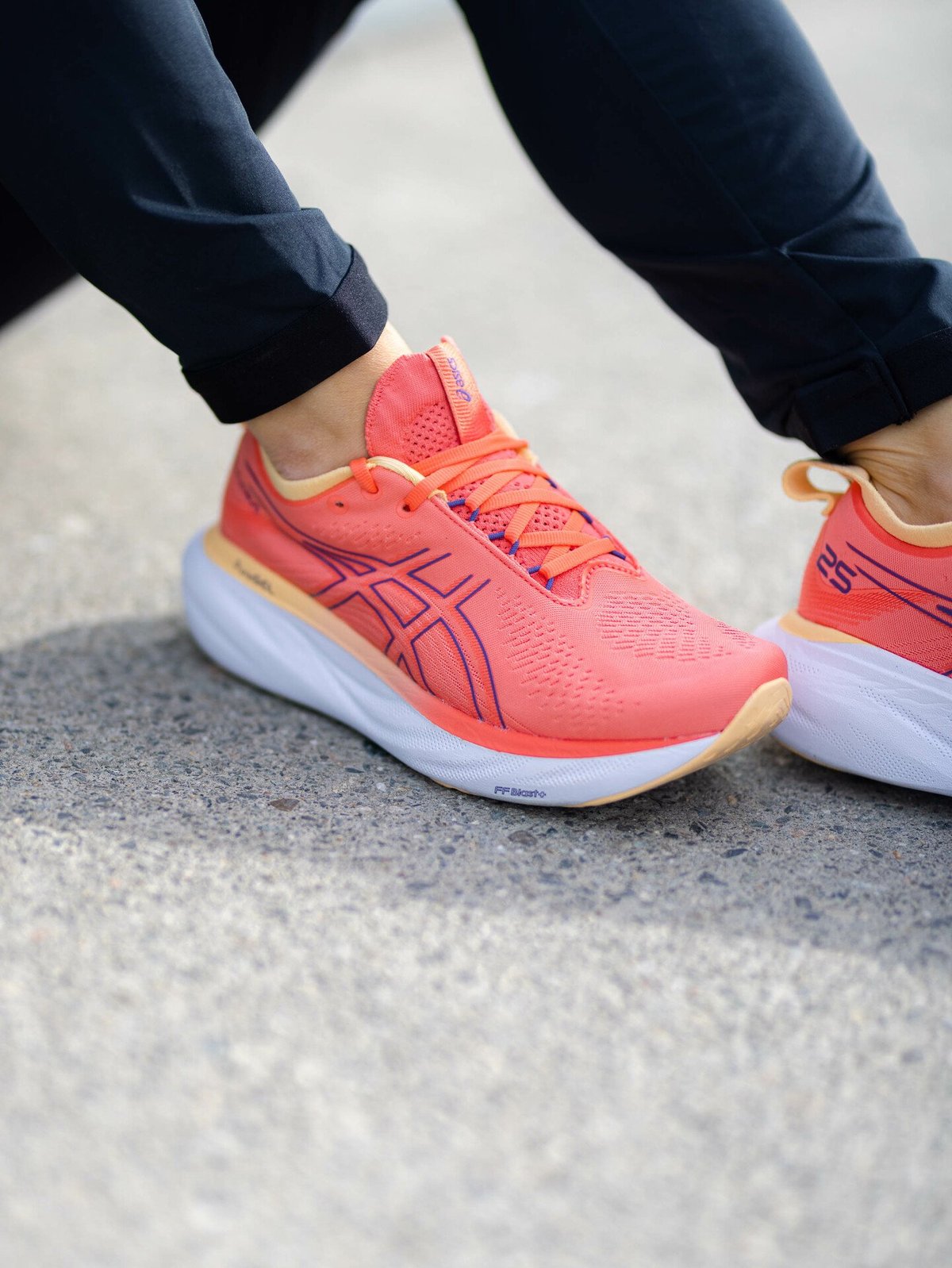 ASICS Gel-Nimbus 25 Papaya / Dusty Purple