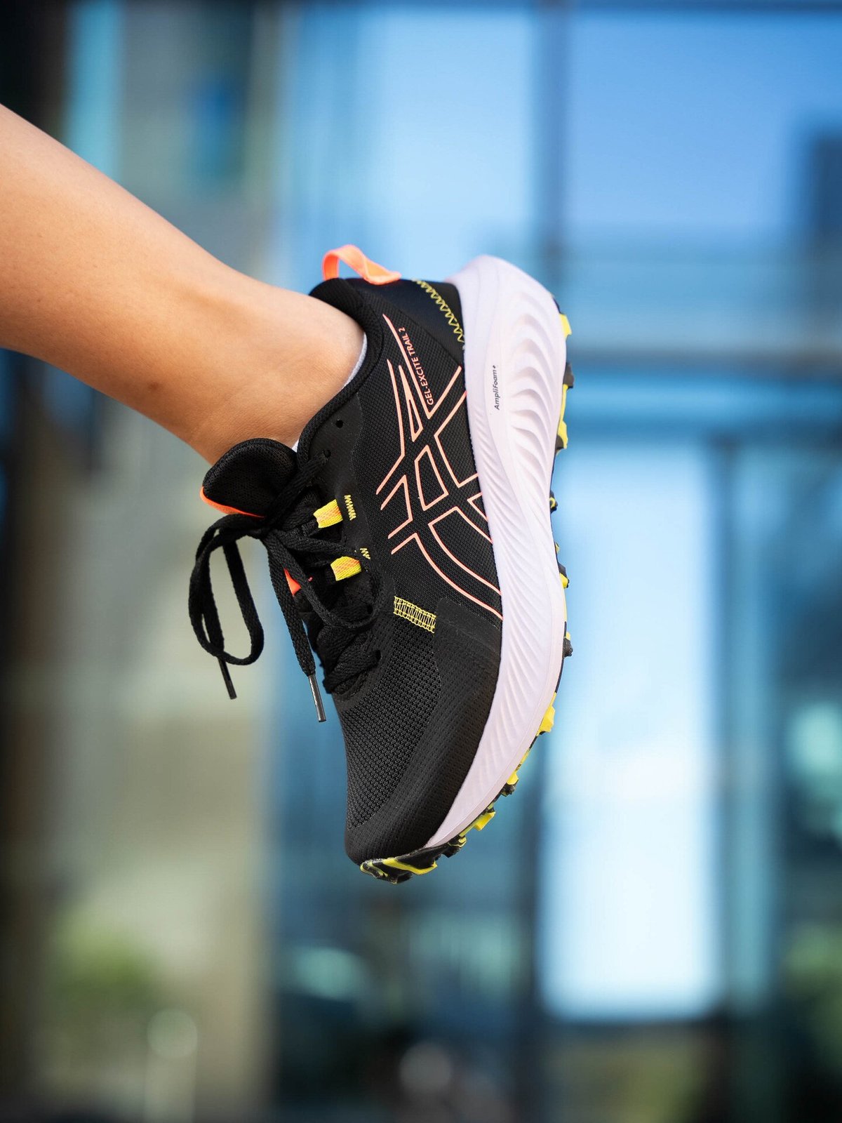 ASICS Gel-Excite Trail 2 Black / Sun Coral