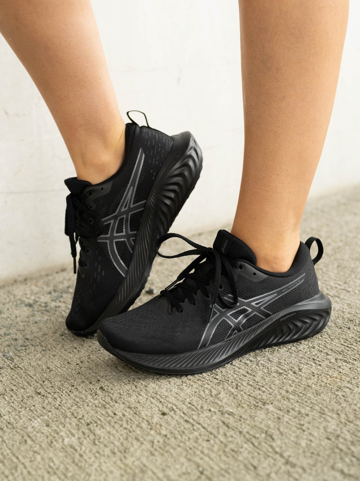 ASICS Gel-Excite 10 Black / Carrier Grey