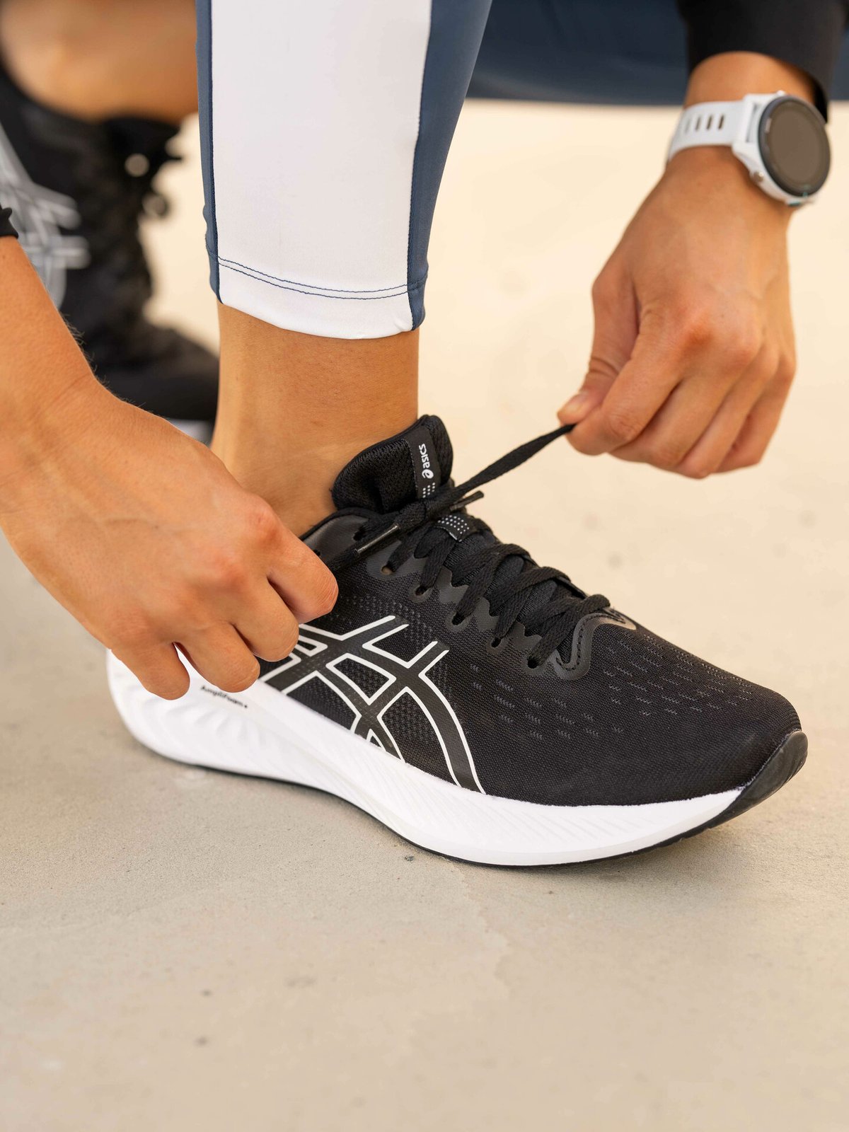 ASICS Gel-Excite 10 Black / White