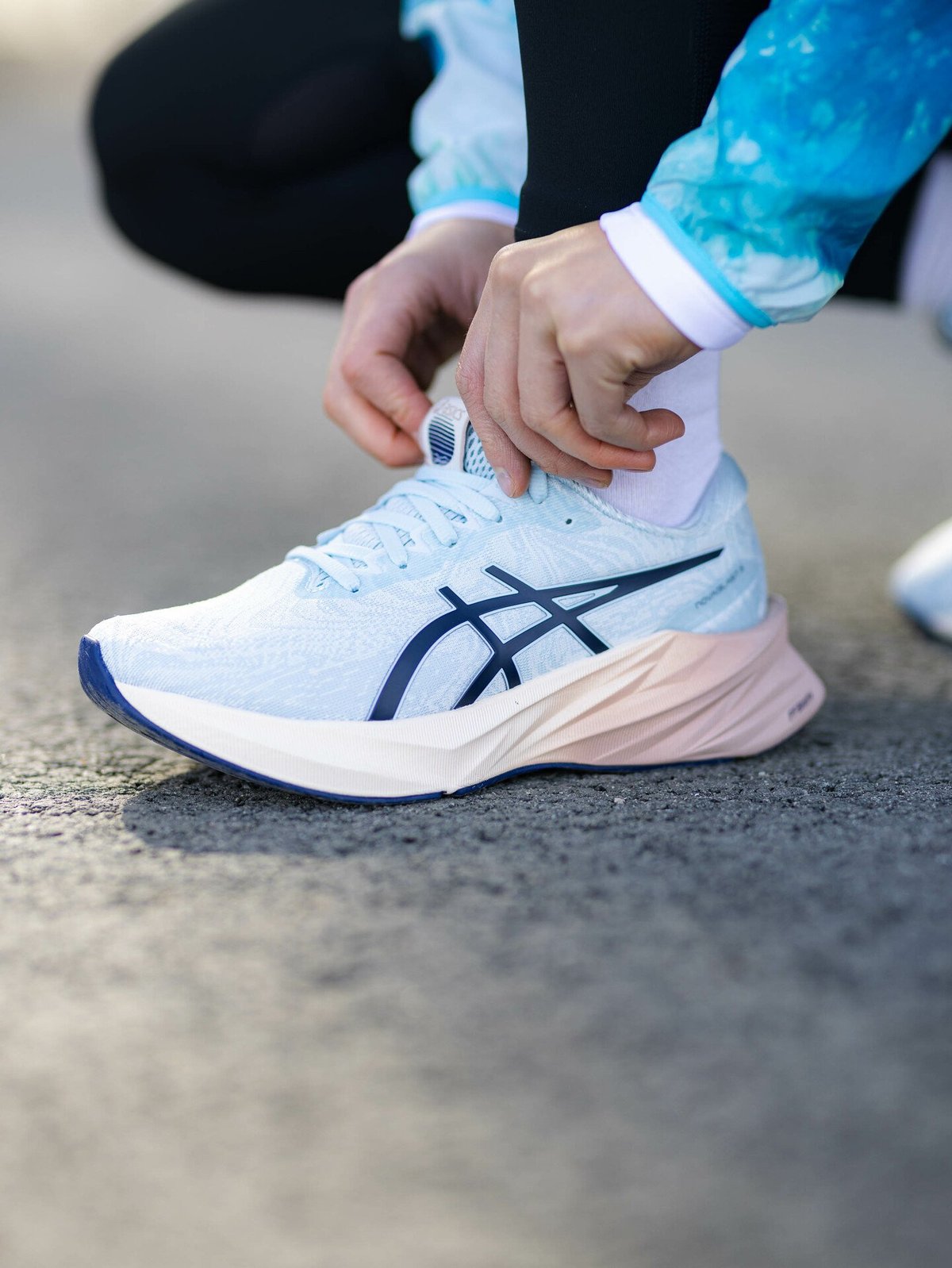 ASICS Novablast 3 Blå