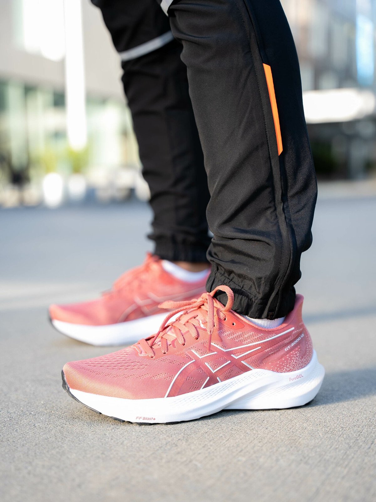 ASICS GT-2000 12 Light Garnet / Brisket Red