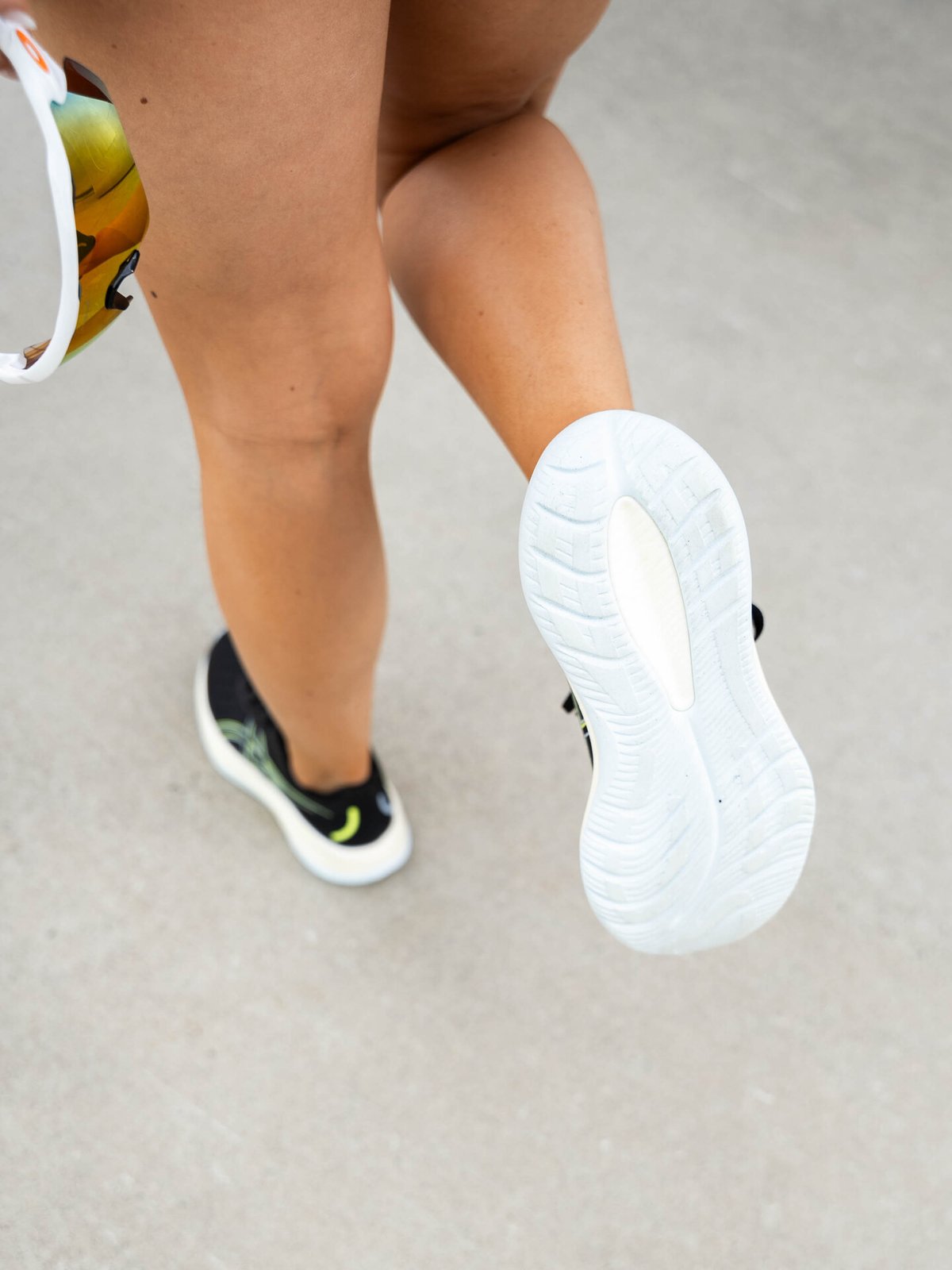 ASICS Gel-Cumulus 26 Black / Safety Yellow