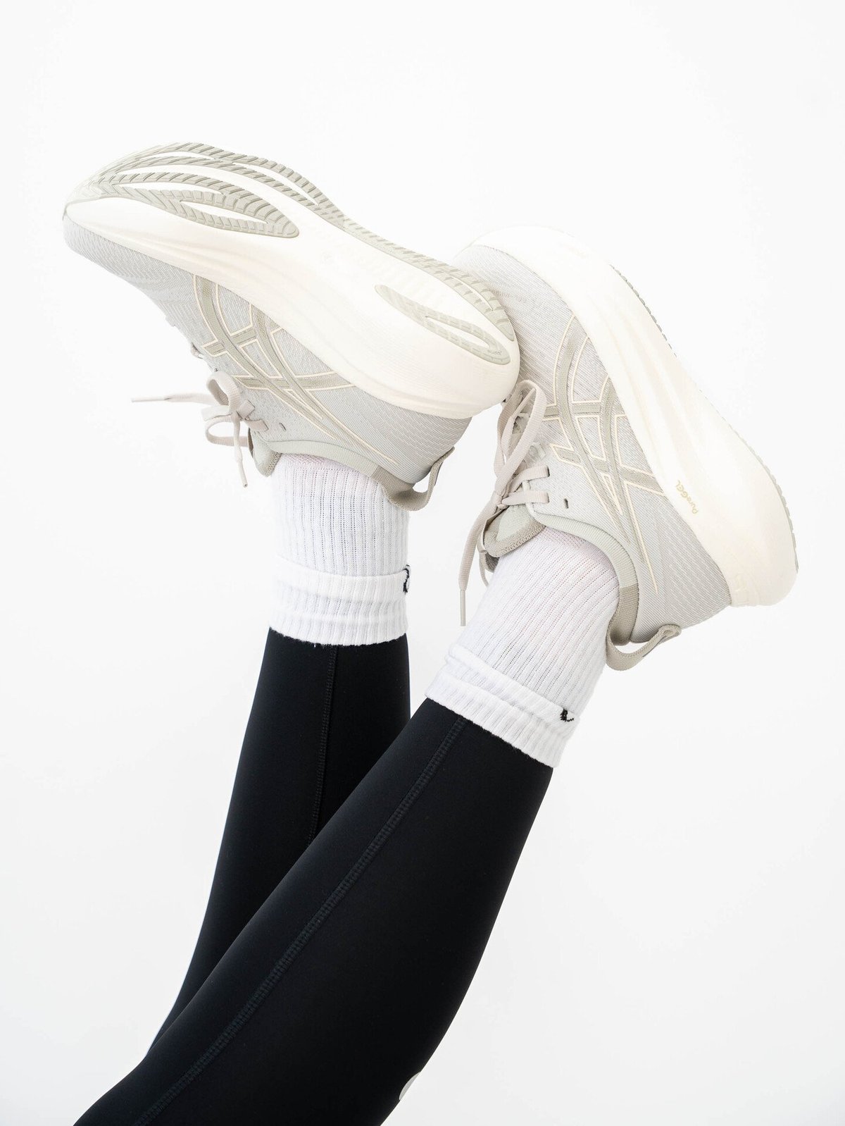 ASICS Gel-Nimbus 27 Lake Grey / White Sage