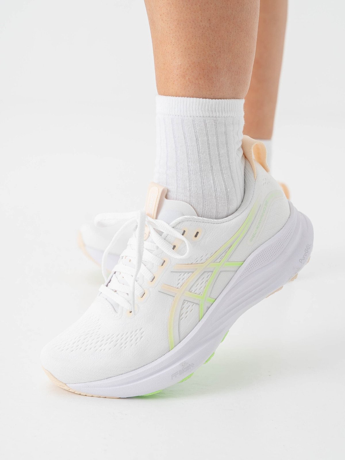 ASICS Gel-Kayano 32 White/ Seashell