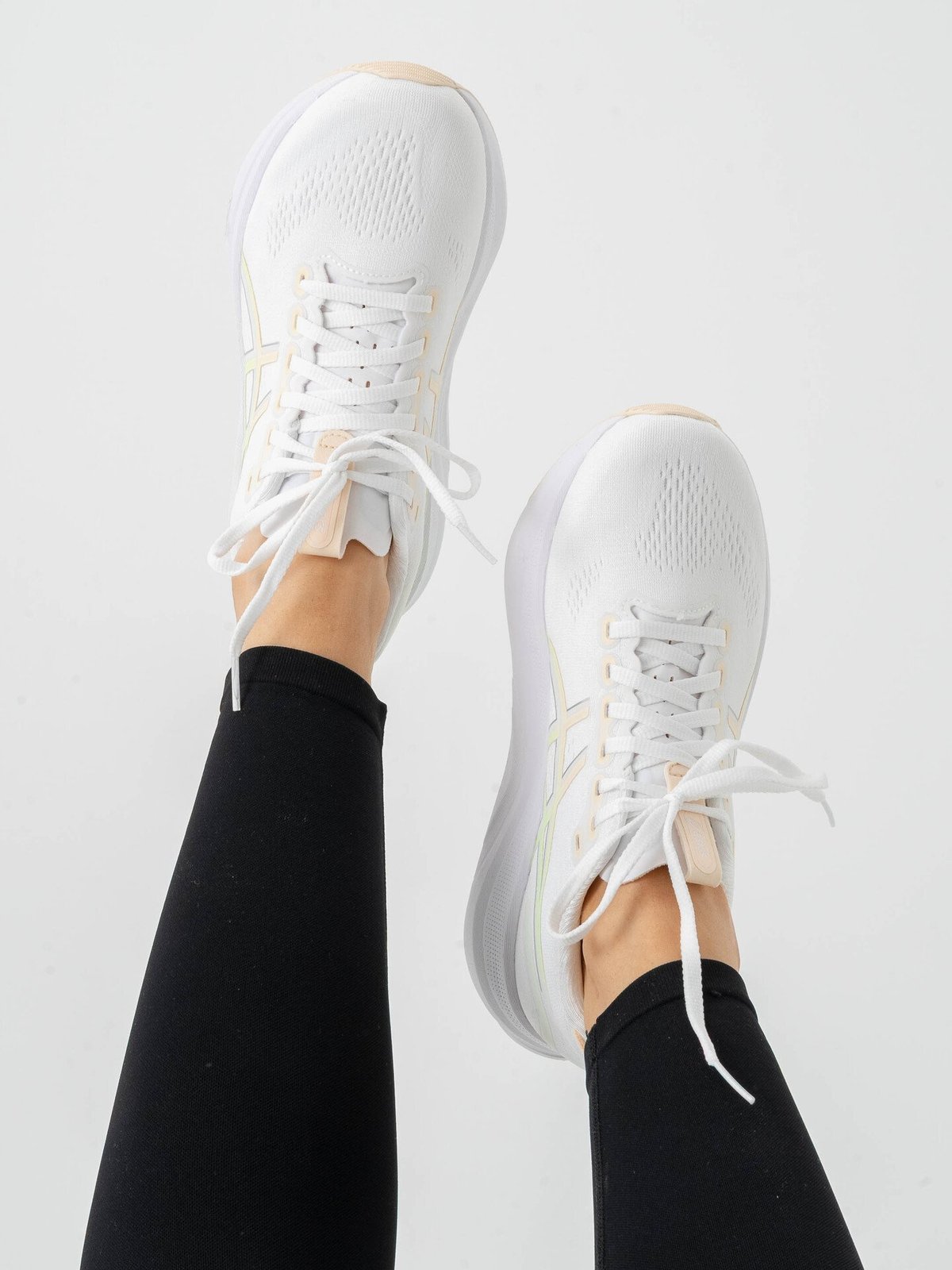 ASICS Gel-Kayano 32 White/ Seashell