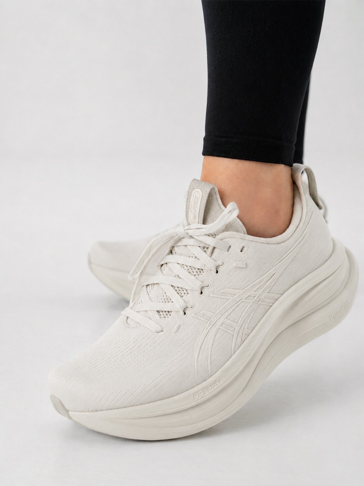 ASICS Gel-Nimbus 28 Soft Oat / Cream