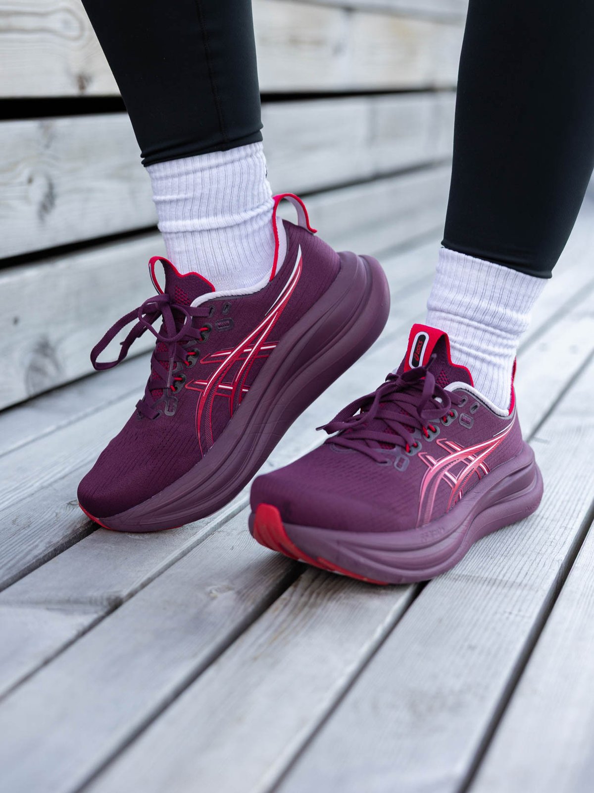 ASICS Gel-Nimbus 28 Benimo Purple / Speed Red