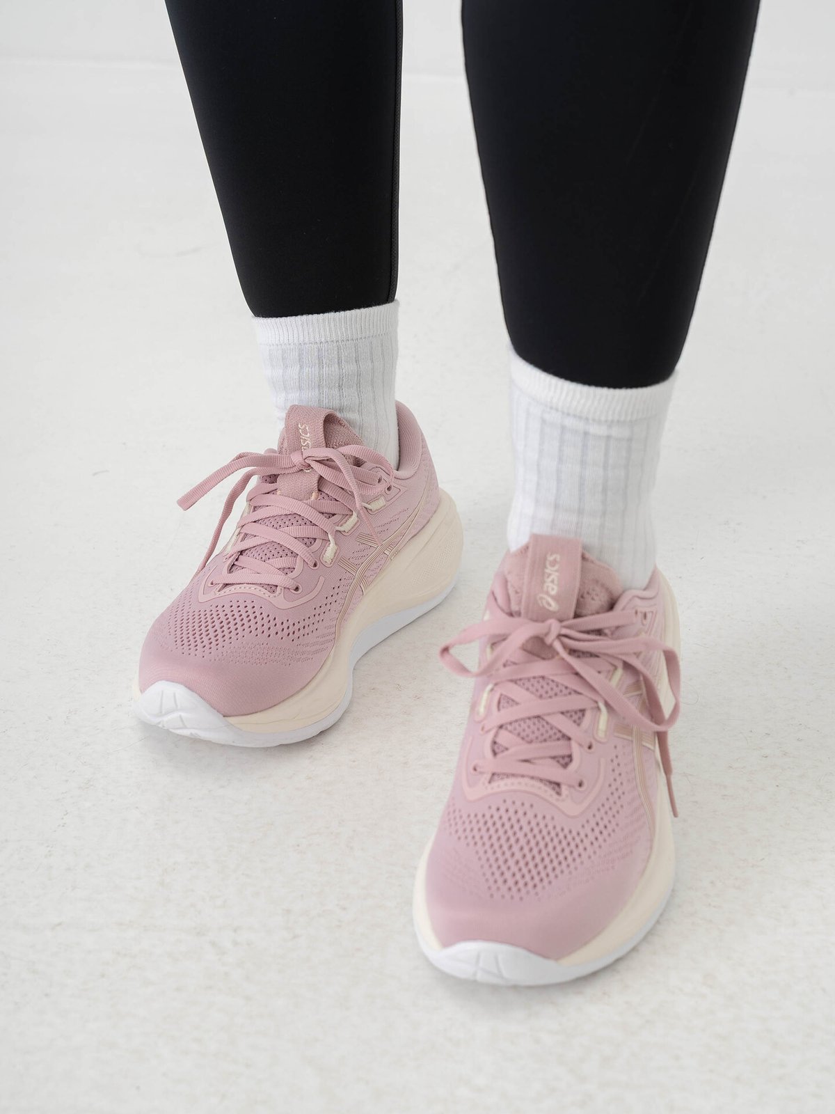 ASICS Gel-Cumulus 28 Morganite / Pearl Pink