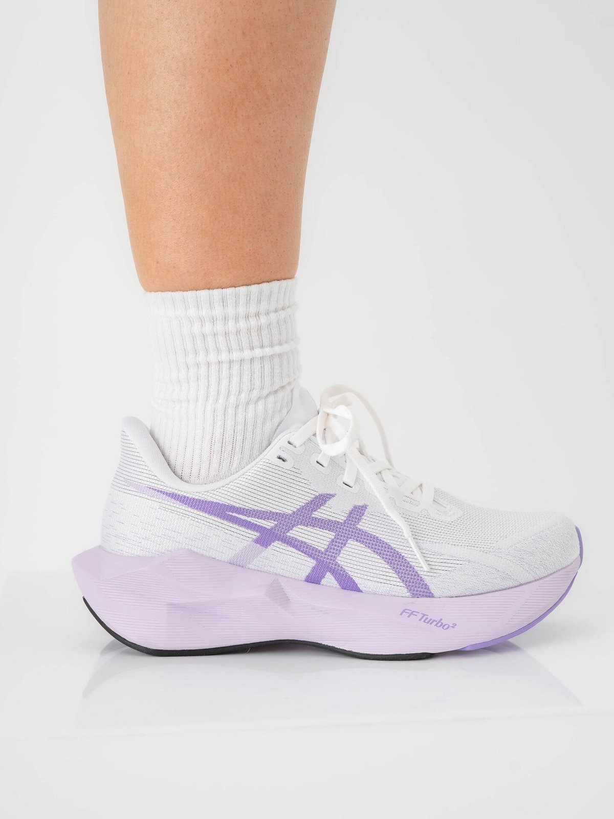 ASICS Novablast 6 White / Murasaki