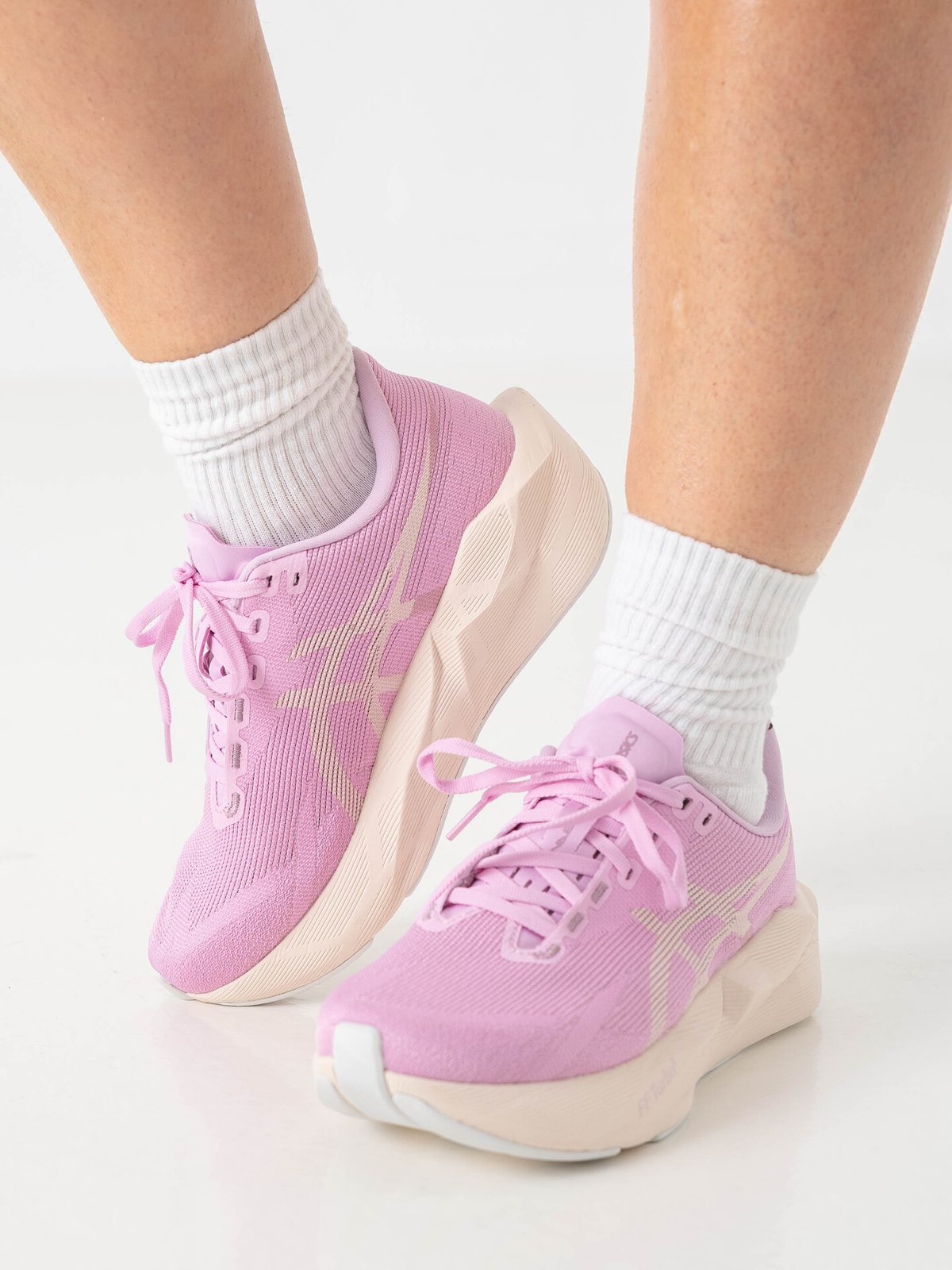 ASICS Novablast 6 Hazy Lilac/Rose Dust