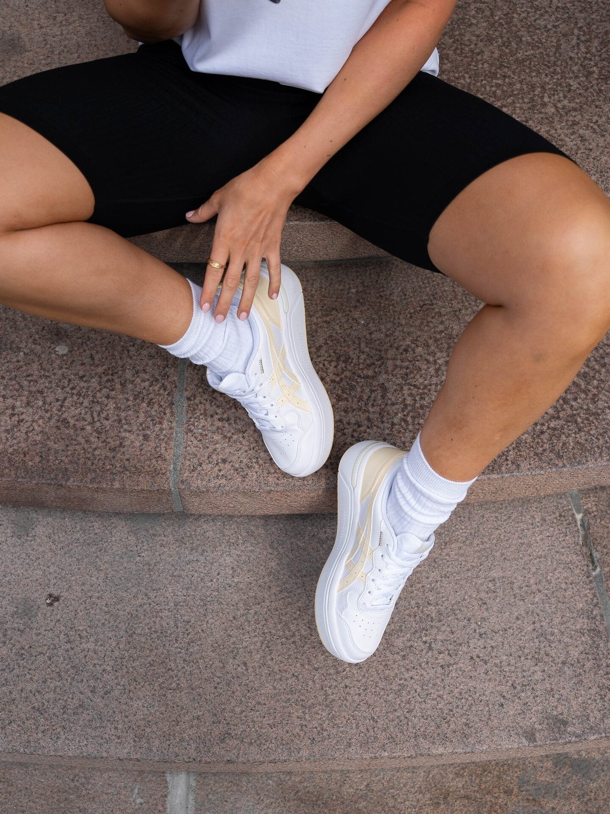 ASICS Japan S ST White / Alabaster Brown