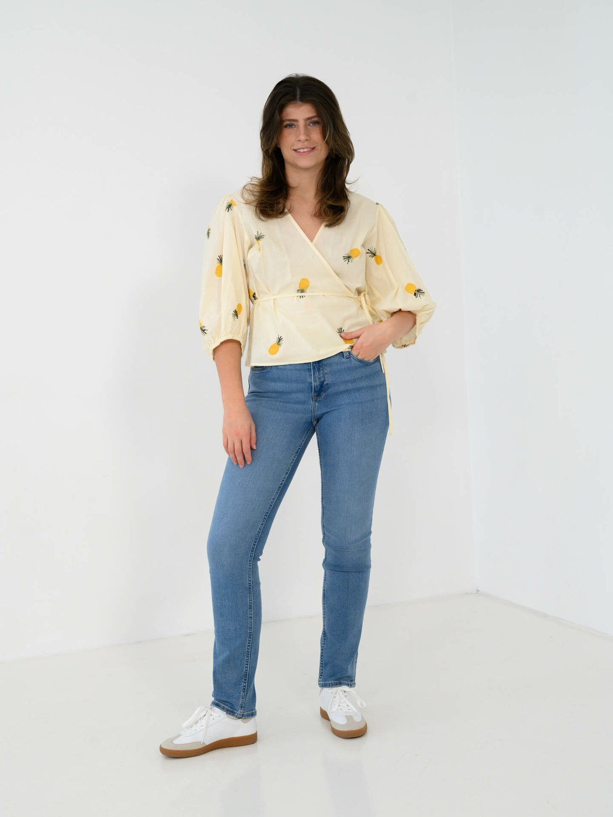 A-View Rebekka Fruit Blouse Sand/yellow