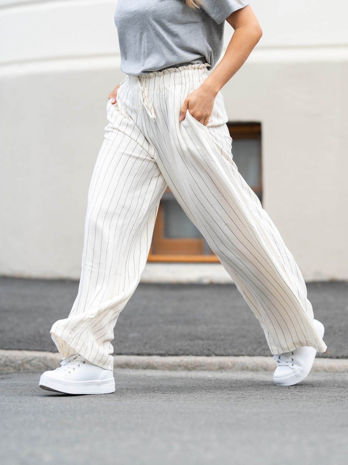 A-View Lerke Stripe Pants Off White