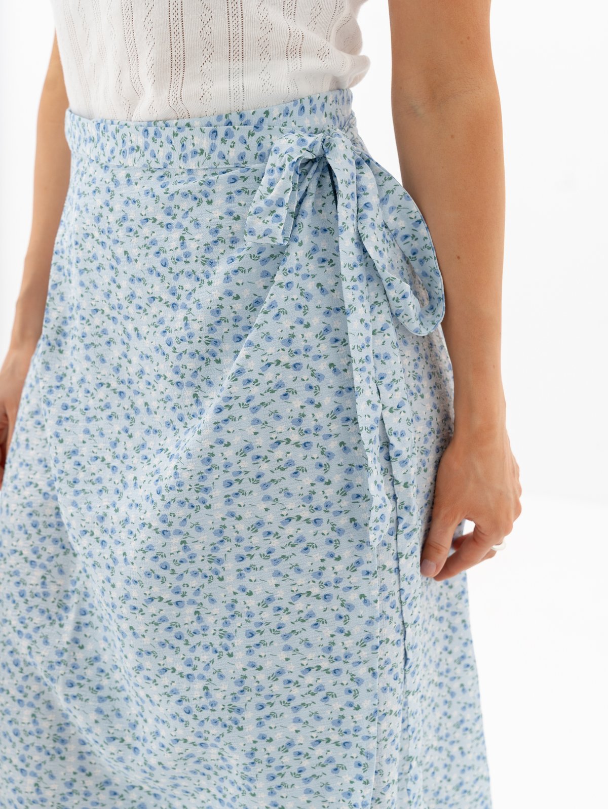 A-View Peony Wrap Skirt Blue/white