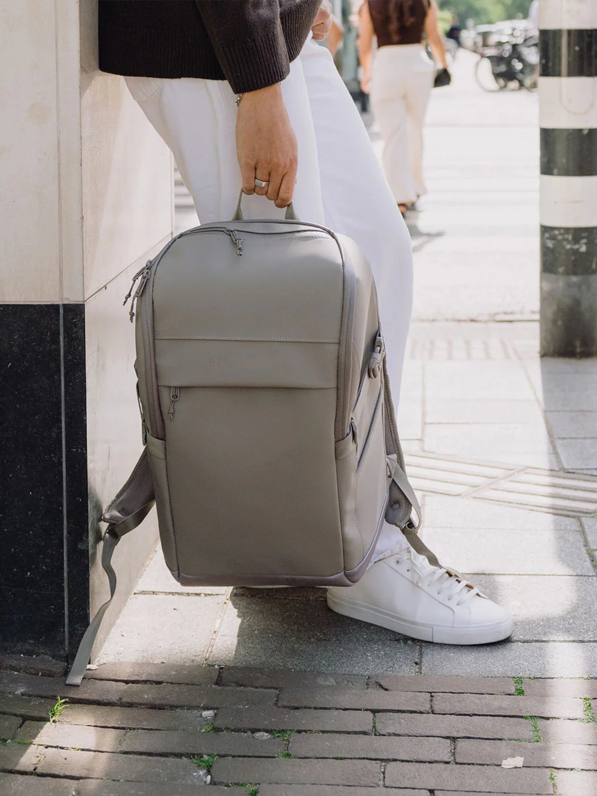 Beckmann Street Flx 30 L Warm Grey