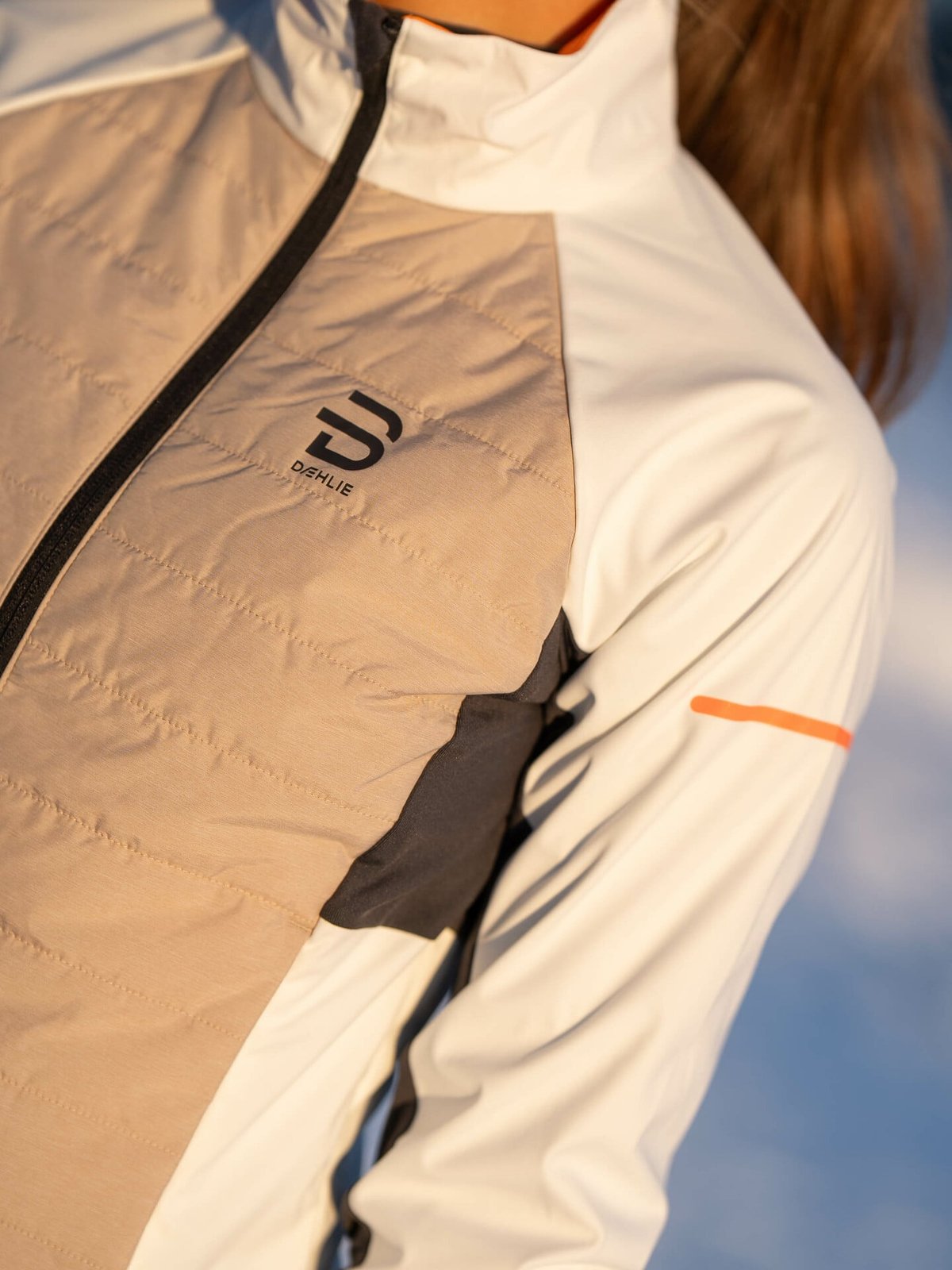 Dæhlie Jacket Challenge Hvit - Get Inspired Exclusive Collection