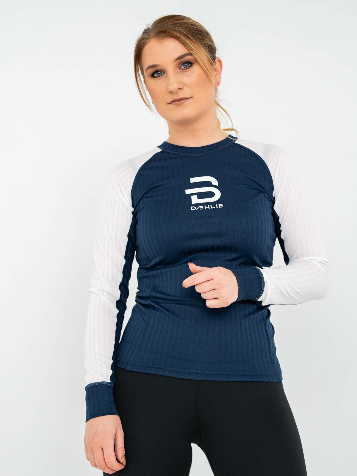 Dæhlie Endurance Tech Long Sleeve Navy Blue
